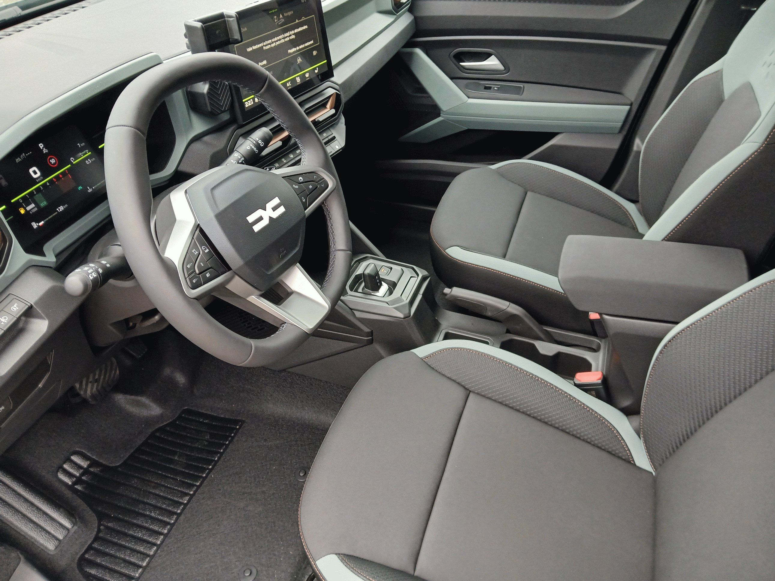 Dacia Duster, extreme Eco-G 120 auto pobočka - fotka 6