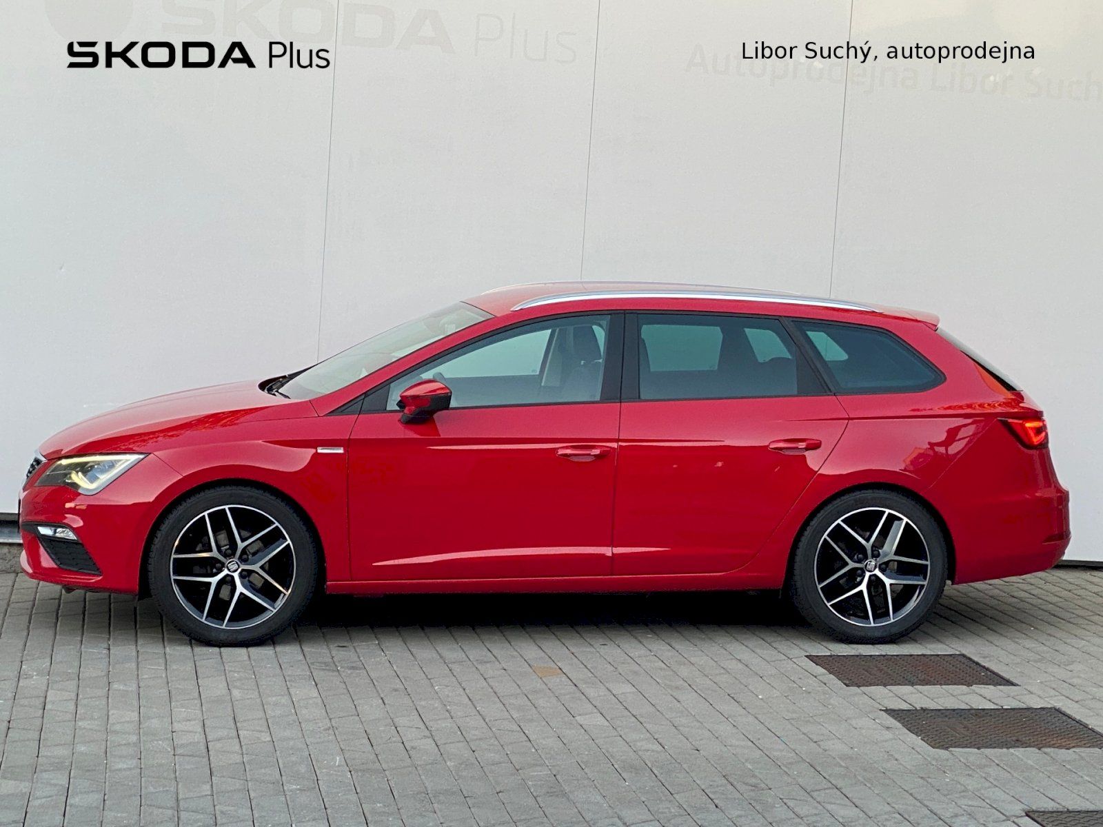 Seat Leon, FR 1.5 TSI 130k 6M - fotka 3