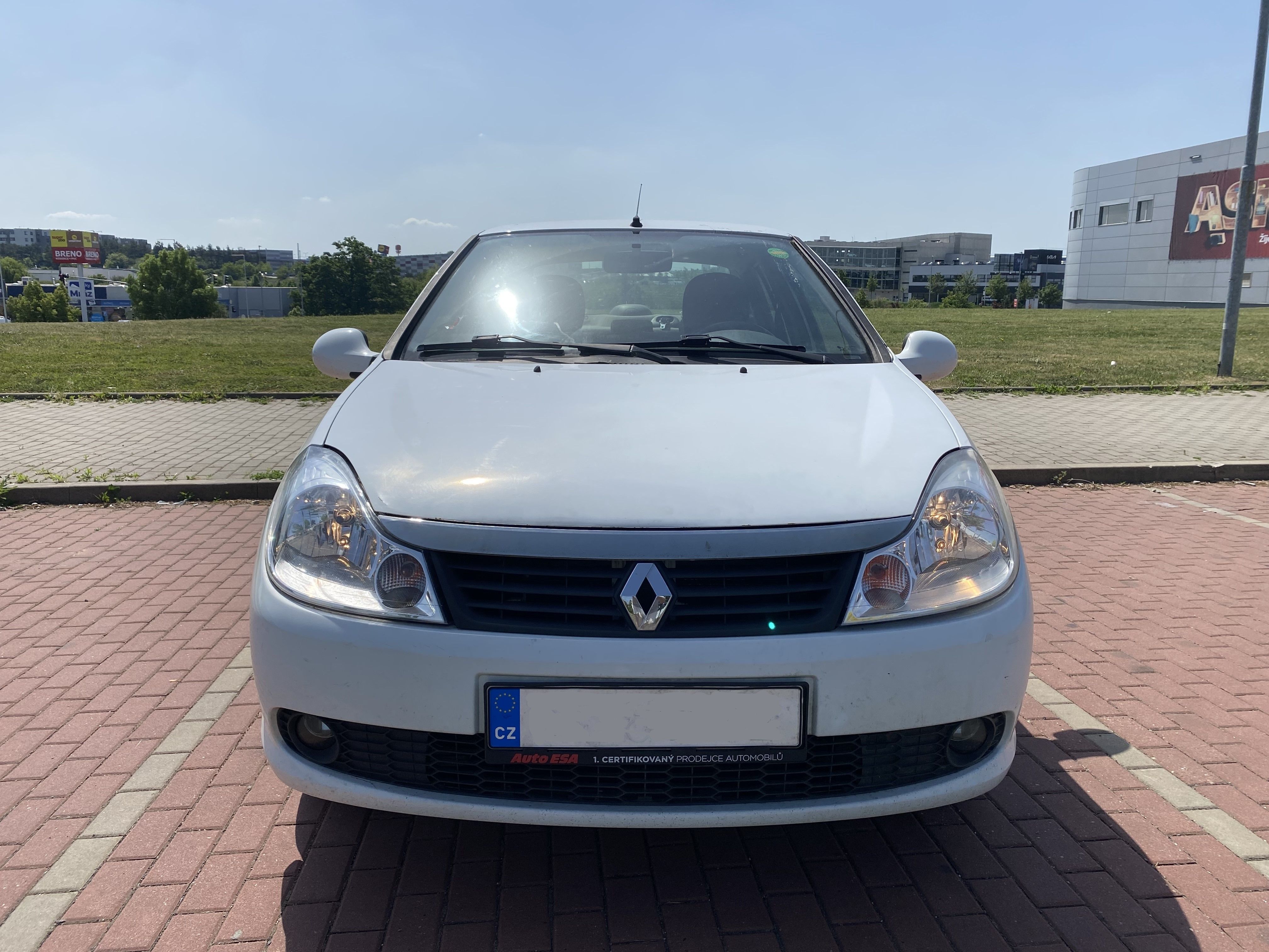 Renault Thalia, Renault Thalia 1.2 16V 55 kW - fotka 2