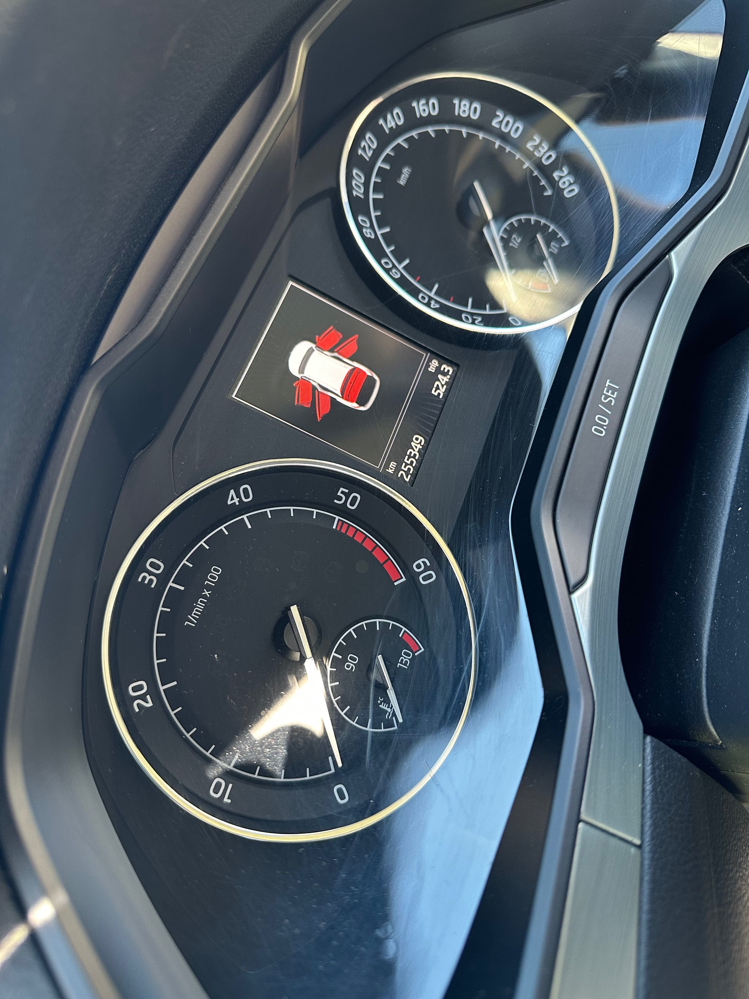 Škoda Superb, Škoda Superb 2.0 tdi 110kw - fotka 5
