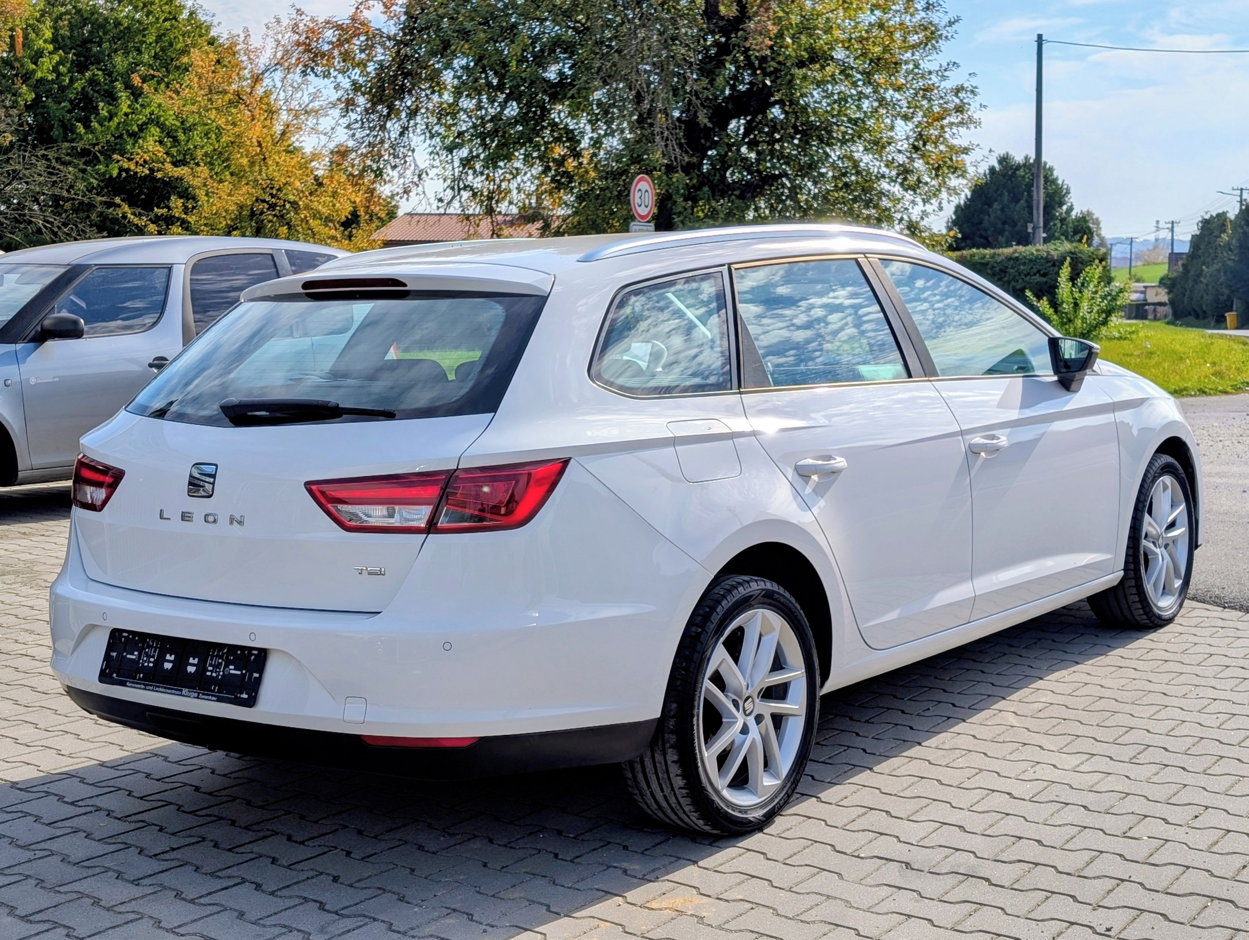 Seat Leon, 1.4TSi 92kW FULL LED 1.MAJITEL - fotka 3