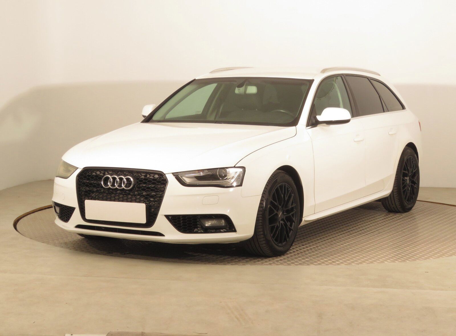 Audi A4, 2.0 TDI, Serv.kniha - fotka 2