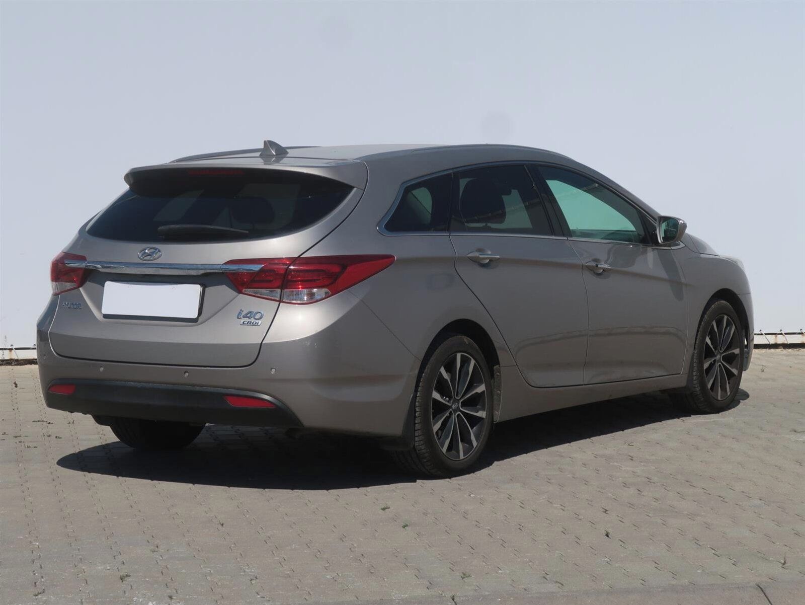 Hyundai i40, 1.7 CRDi, Automat, Serv.kniha - fotka 5