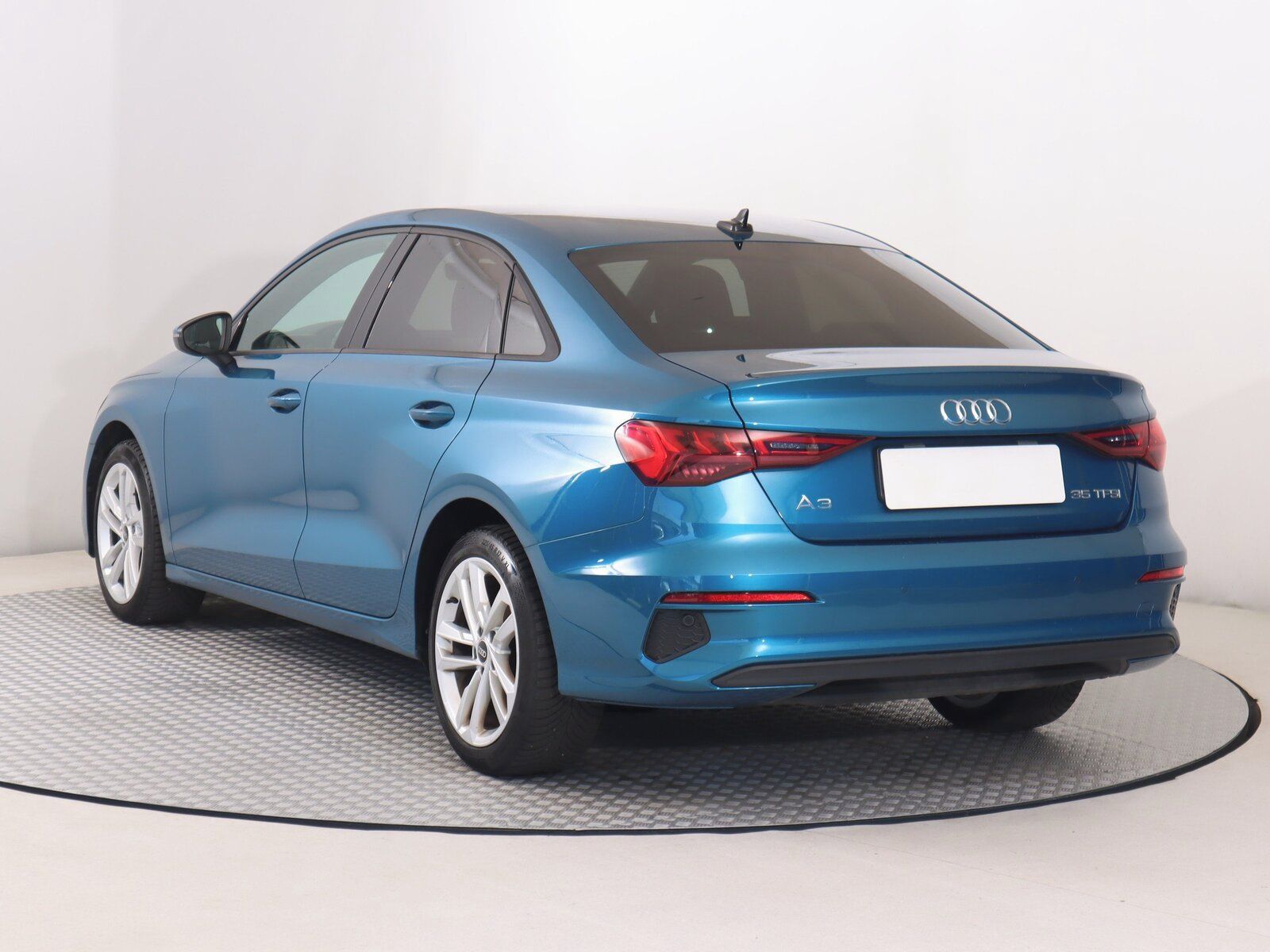 Audi A3, 35 TFSI - fotka 4