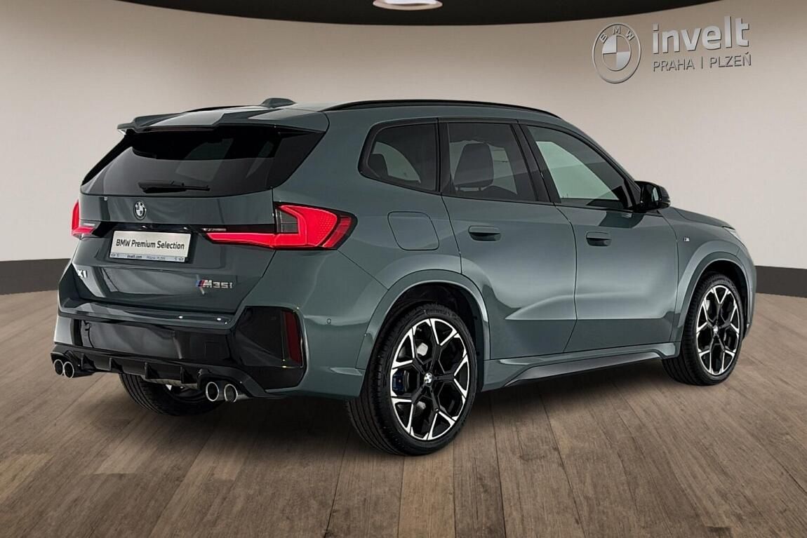 BMW X1, M35i xDrive - fotka 3
