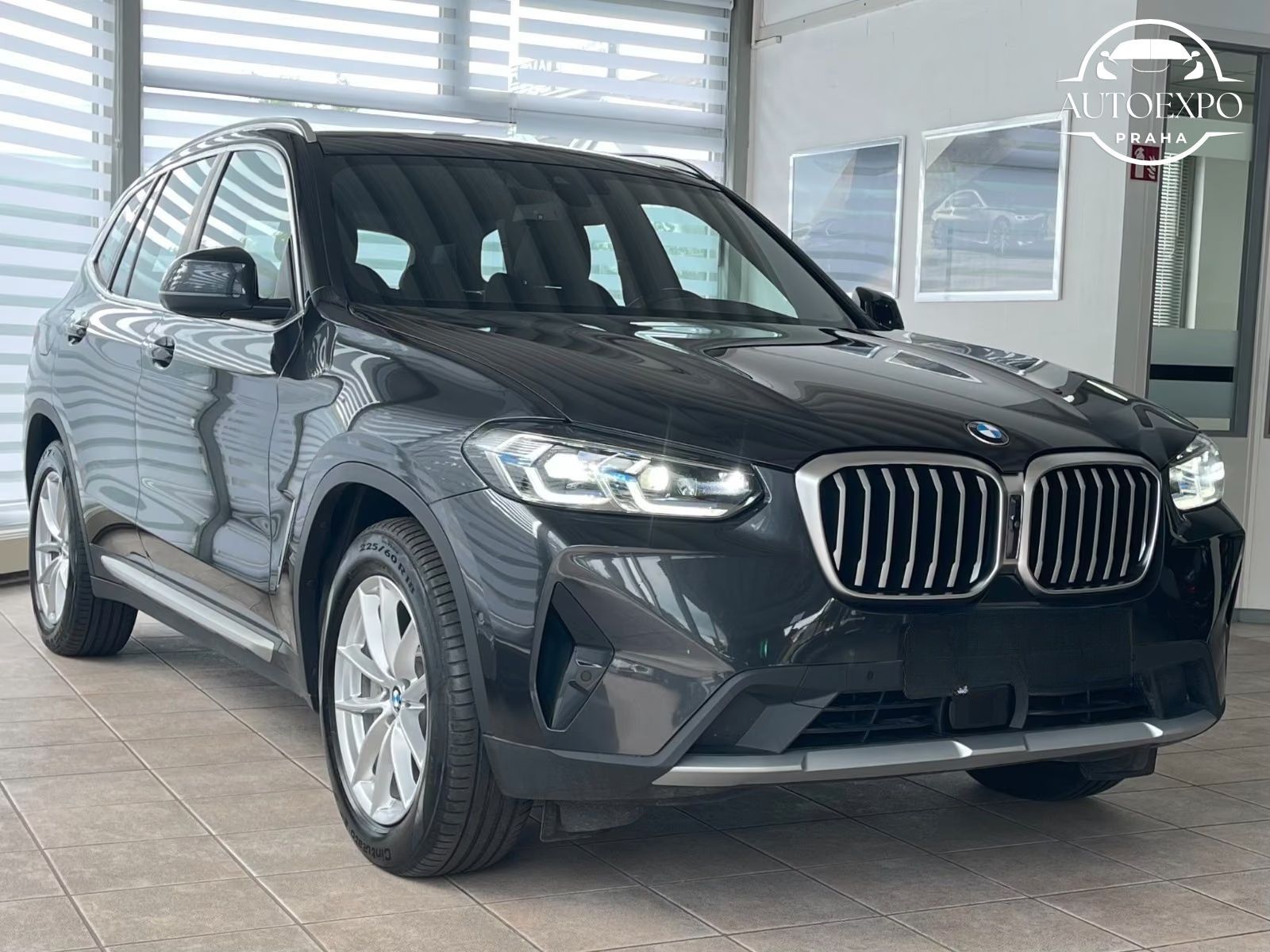 BMW X3, xD30d M* HUD-UP* - fotka 2