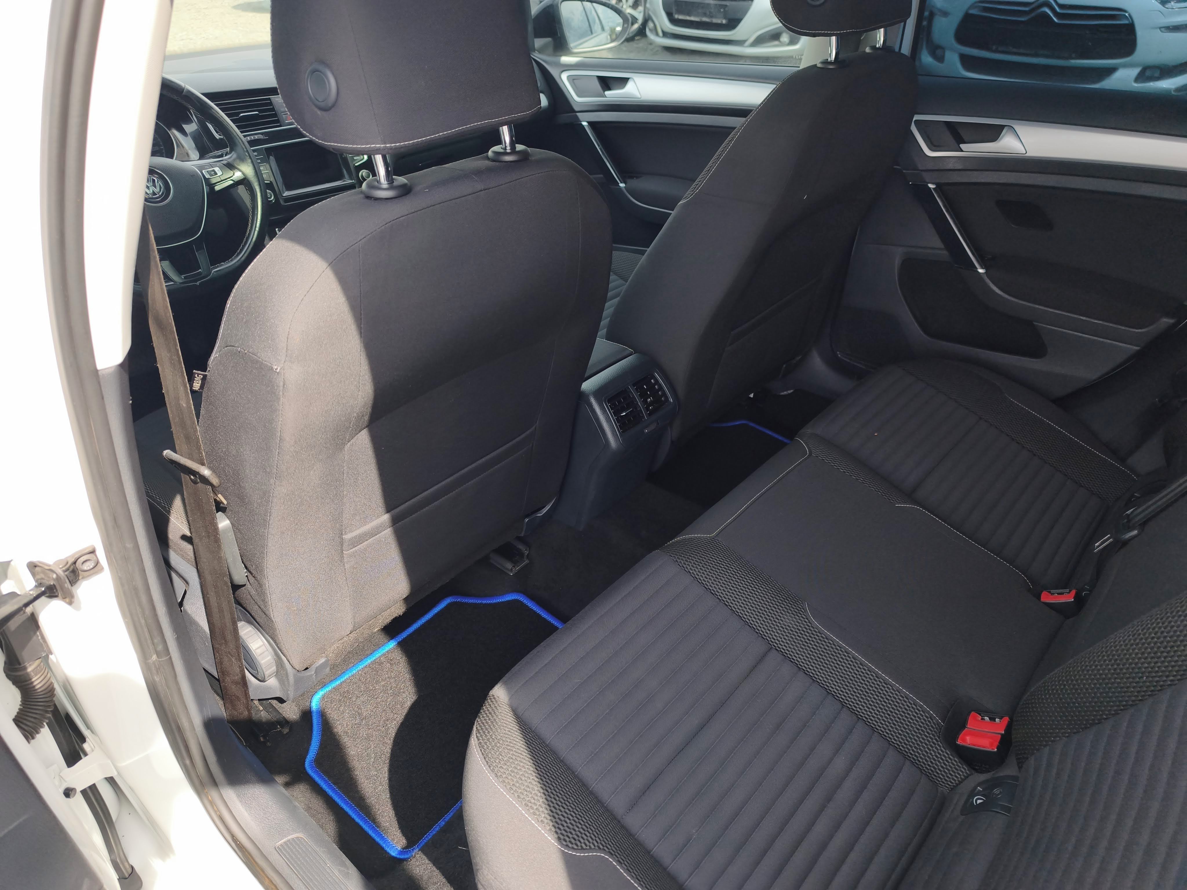 Volkswagen Golf - fotka 6