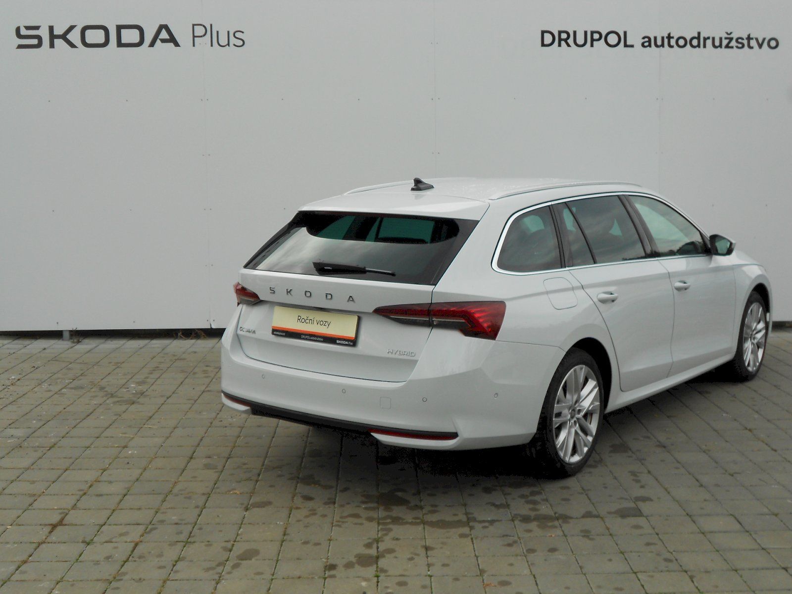 Škoda Octavia, Combi IV 1.5 TSI - 110 kW, Exc - fotka 2