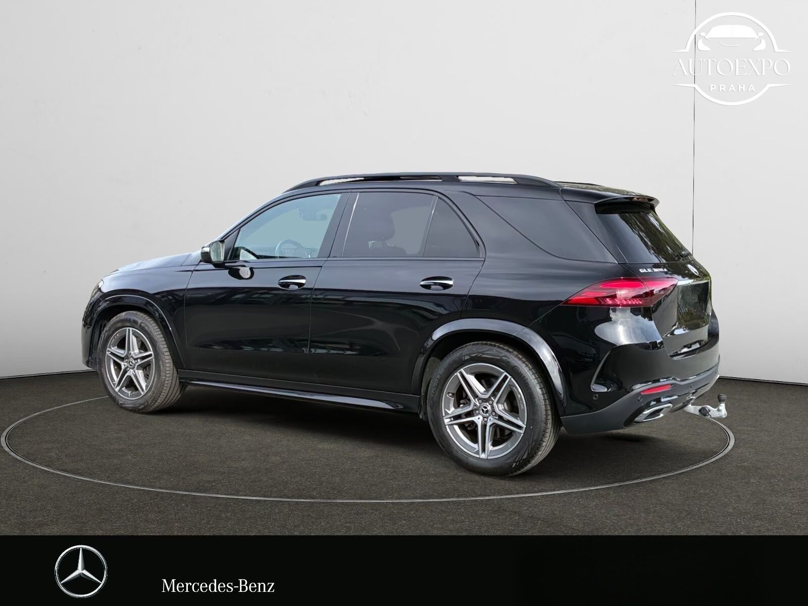 Mercedes-Benz GLE, 300d 4Matic AMG* - fotka 4
