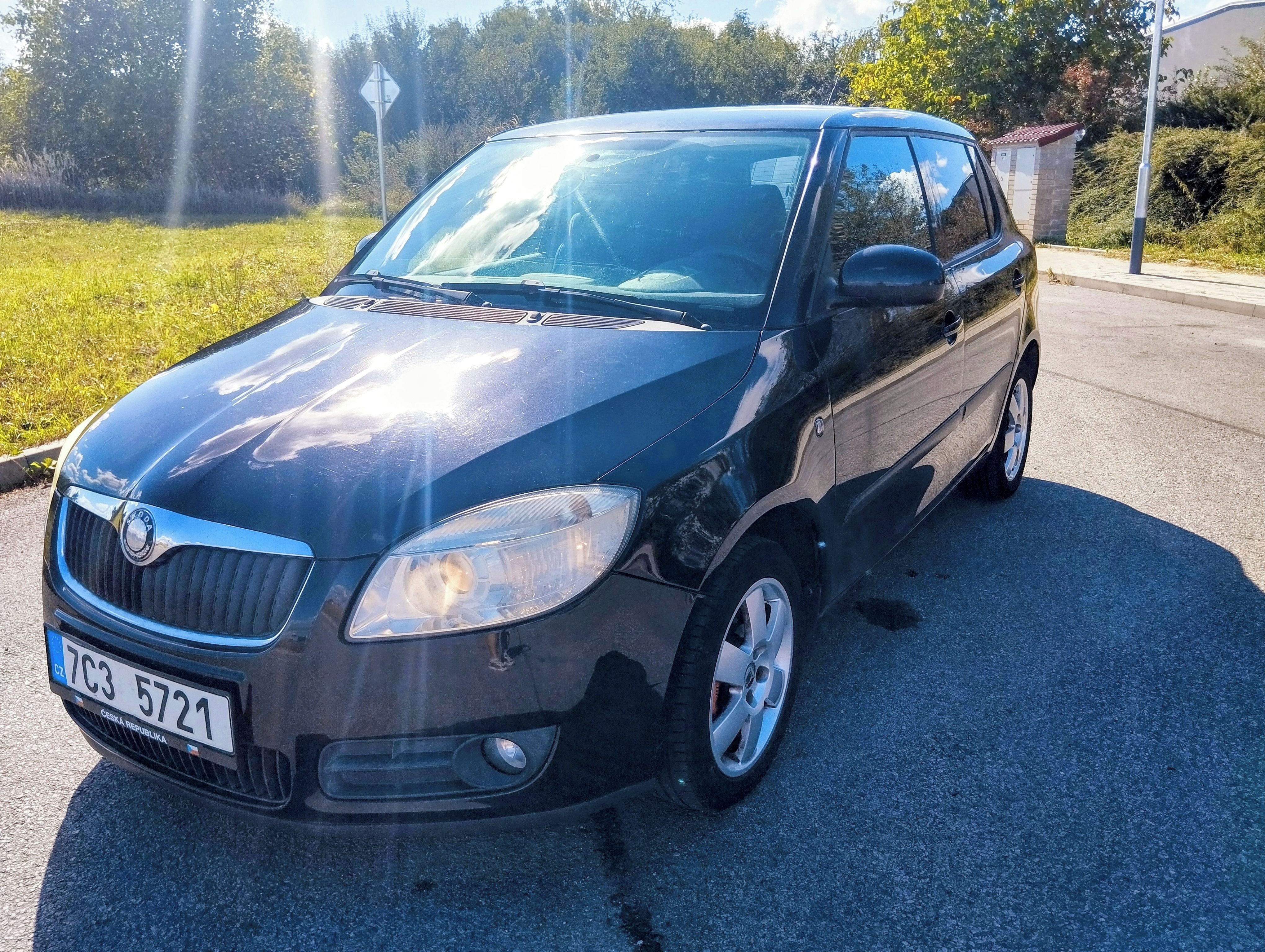 Škoda Fabia, 1.4 63kW, tažné, 2 sady kol
