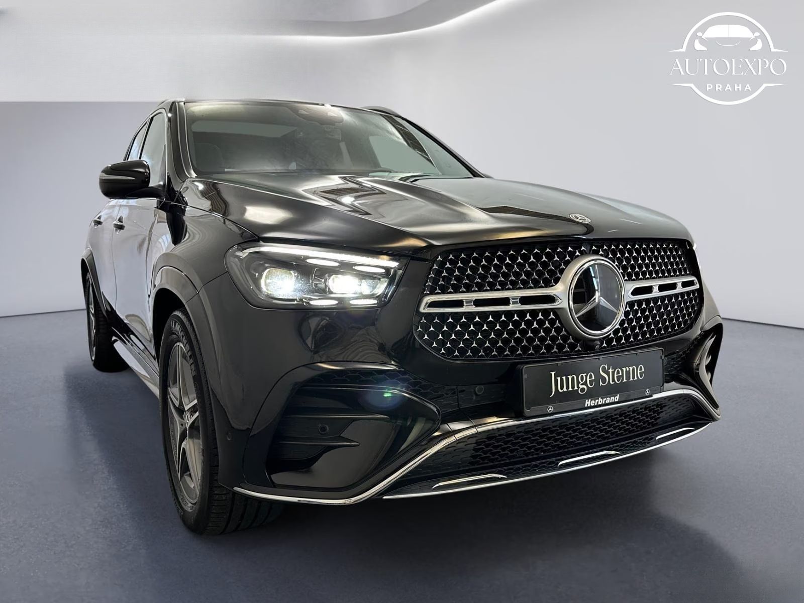 Mercedes-Benz GLE, 450d 4M AMG Line  AIRMATIC* - fotka 2