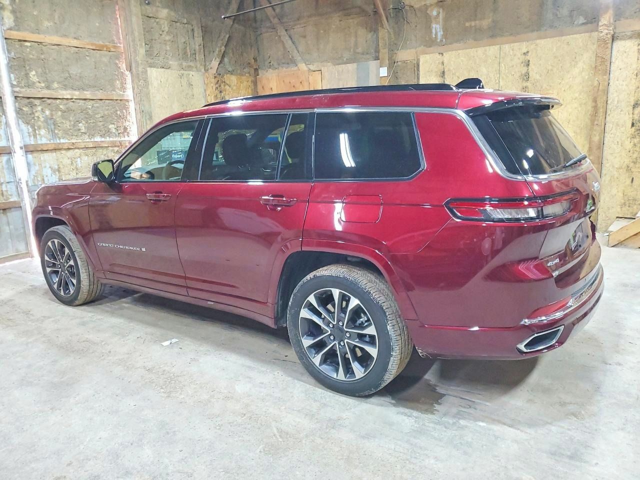 Jeep Grand Cherokee, Auto na cestě - fotka 2