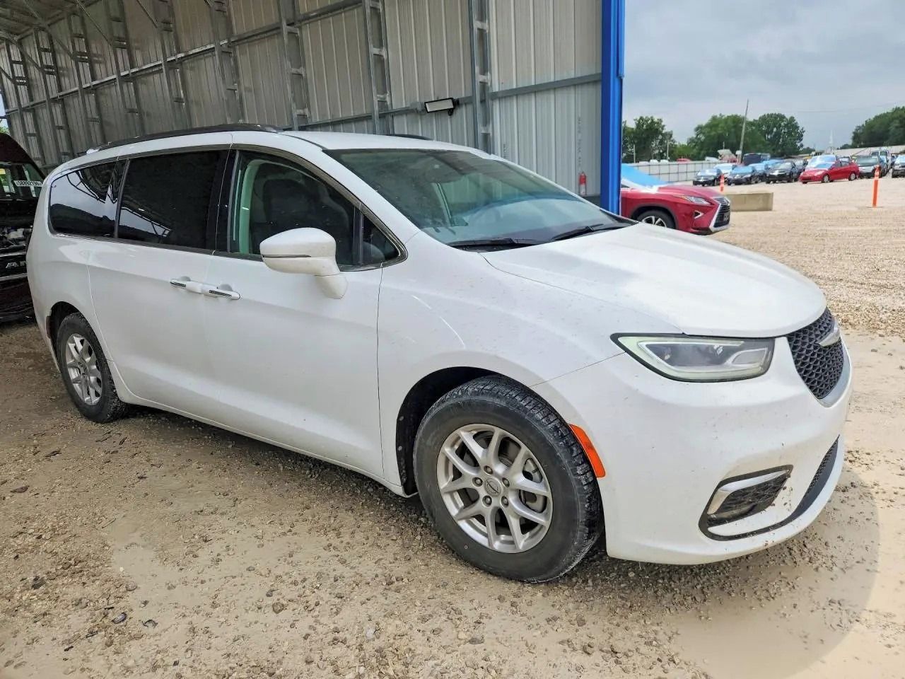 Chrysler Pacifica, Auto na cestě - fotka 4