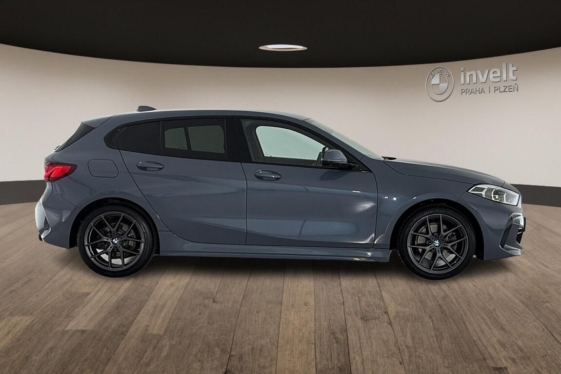 BMW Řada 1, 118d - fotka 2
