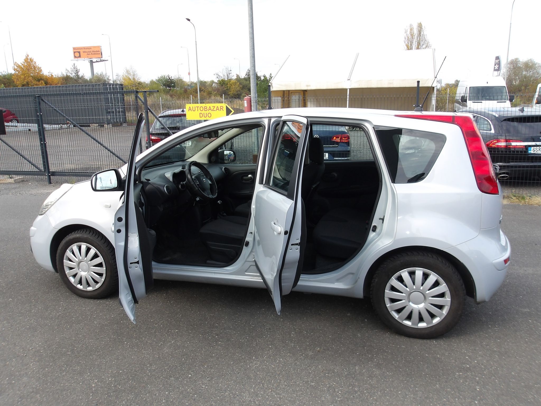 Nissan Note, 1,6i KRASAVEC !!! 2xklíč. - fotka 6