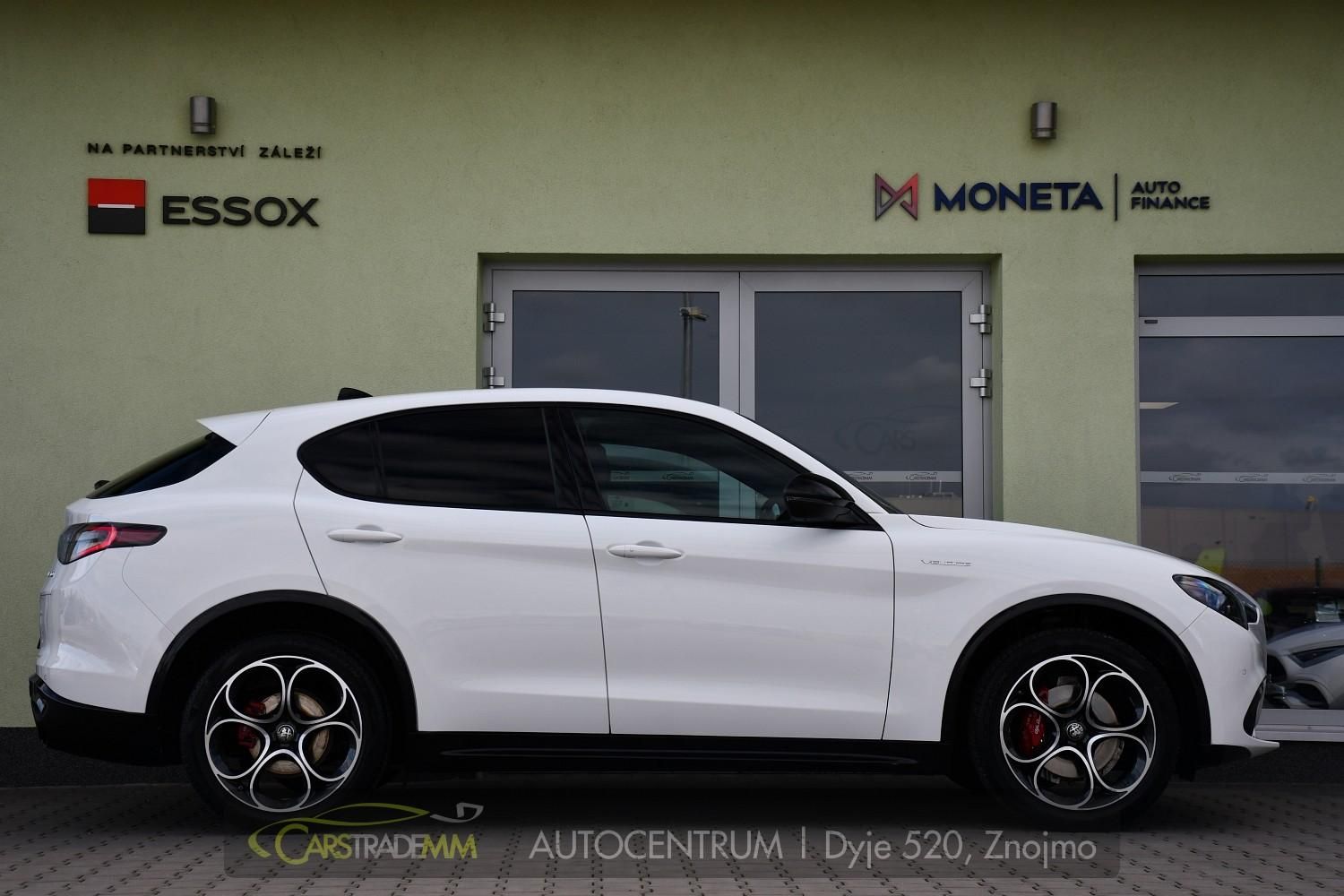 Alfa Romeo Stelvio, 2,2D 154kW VELOCE AT8-Q4 - fotka 5