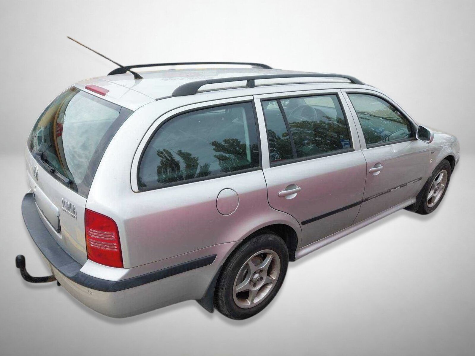 Škoda Octavia, 1.9 TDI, Ambiente, po STK - fotka 2