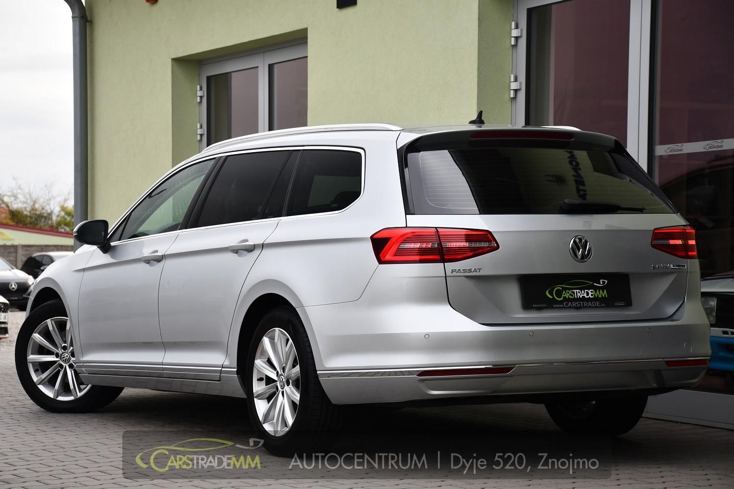 Volkswagen Passat, 2,0TDi DSG NAVI 2xKOLA - fotka 4