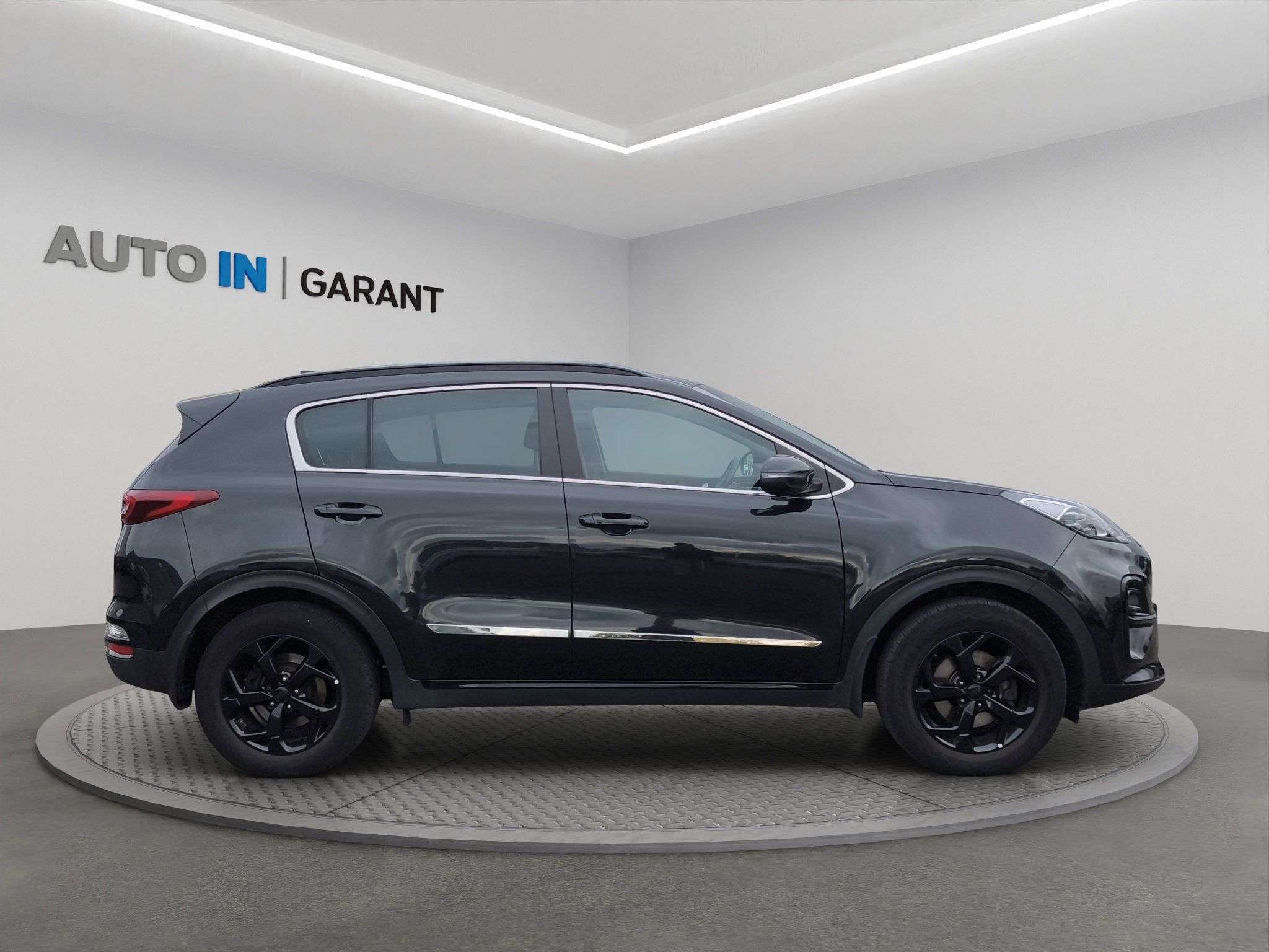Kia Sportage, Black Edition 1.6 T-GDi - fotka 4