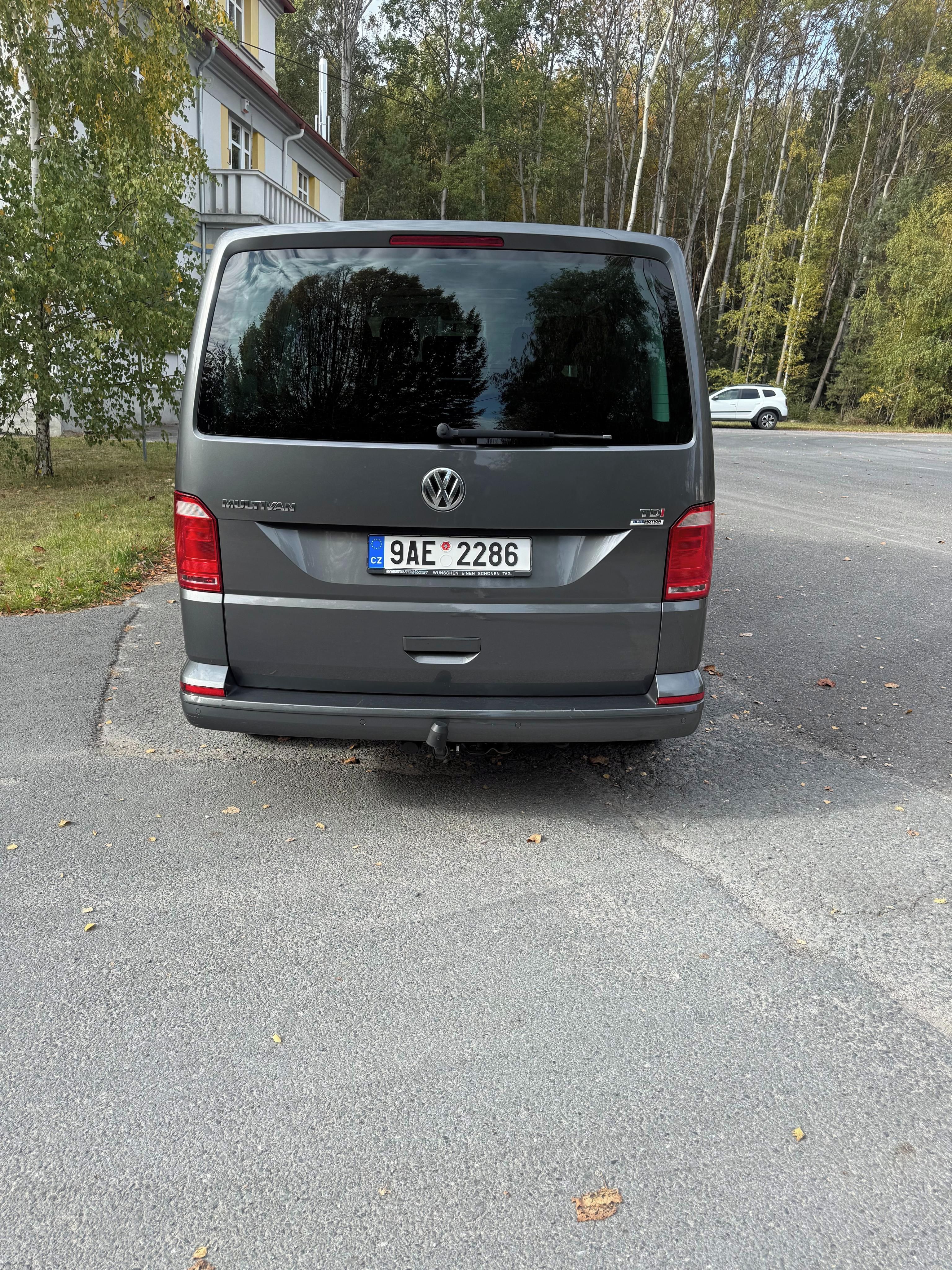 Volkswagen Multivan - fotka 5