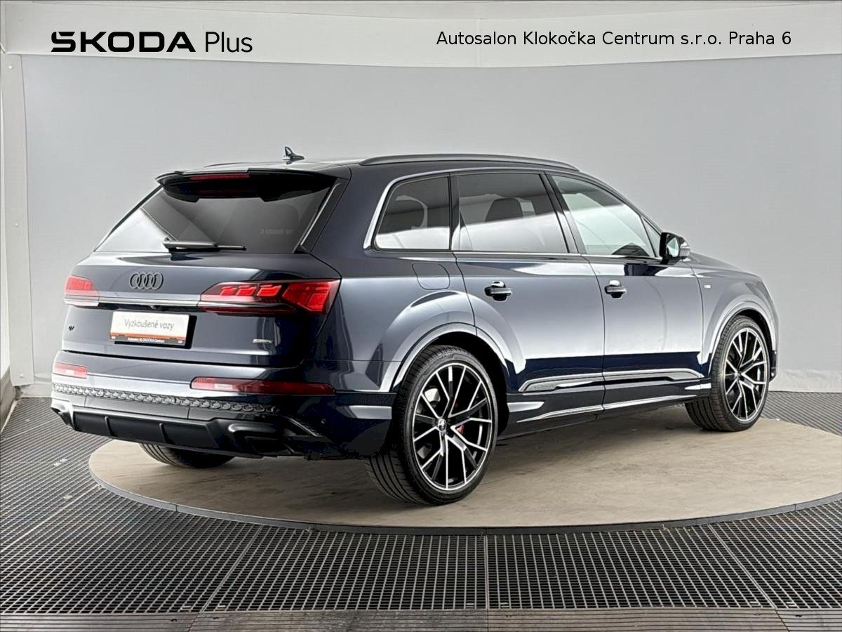 Audi Q7, 60TFSI e360 kW S-line Quattro - fotka 2