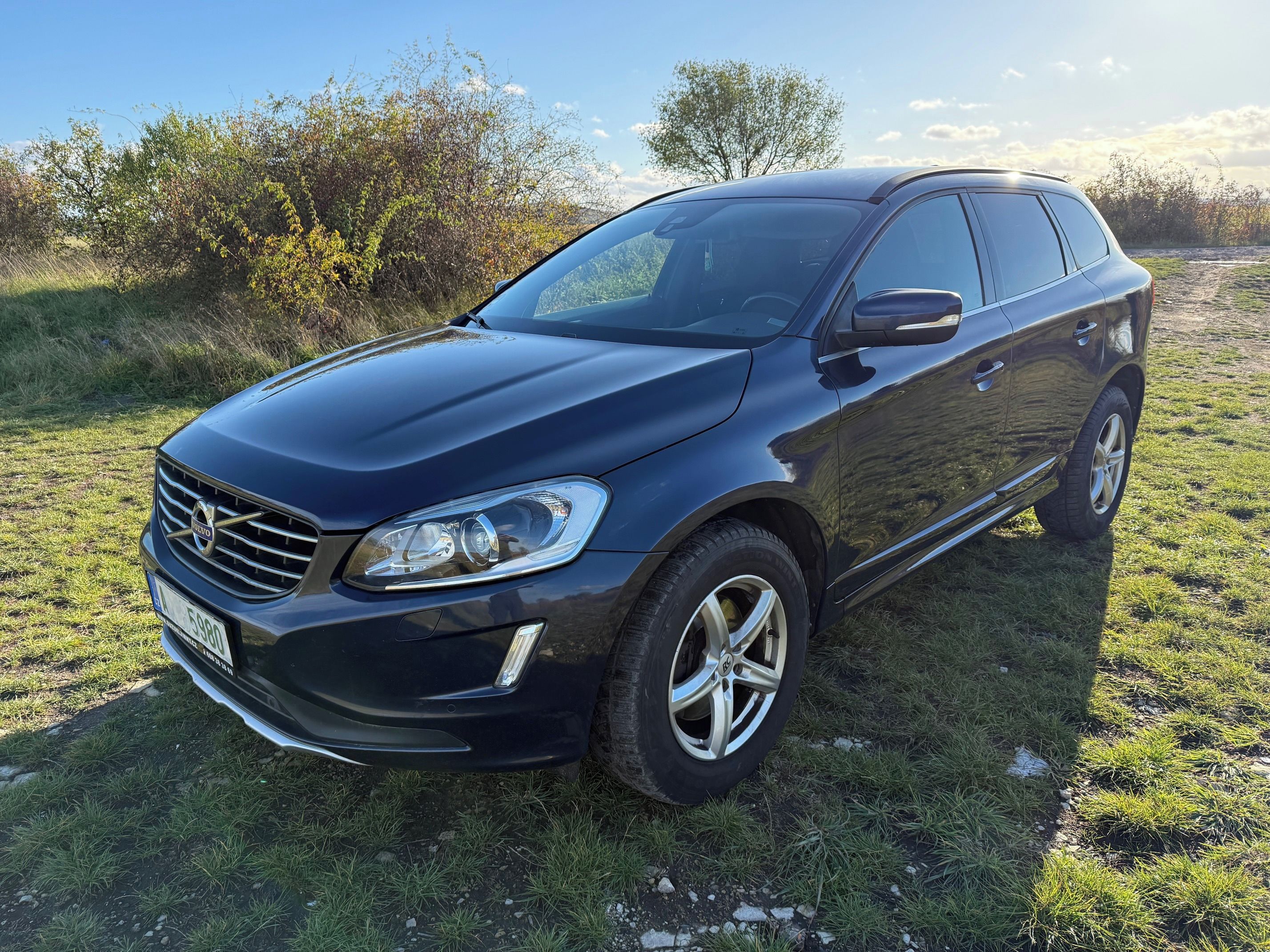 Volvo XC60, 5 válec, 2400ccm, manuál, AWD - fotka 2