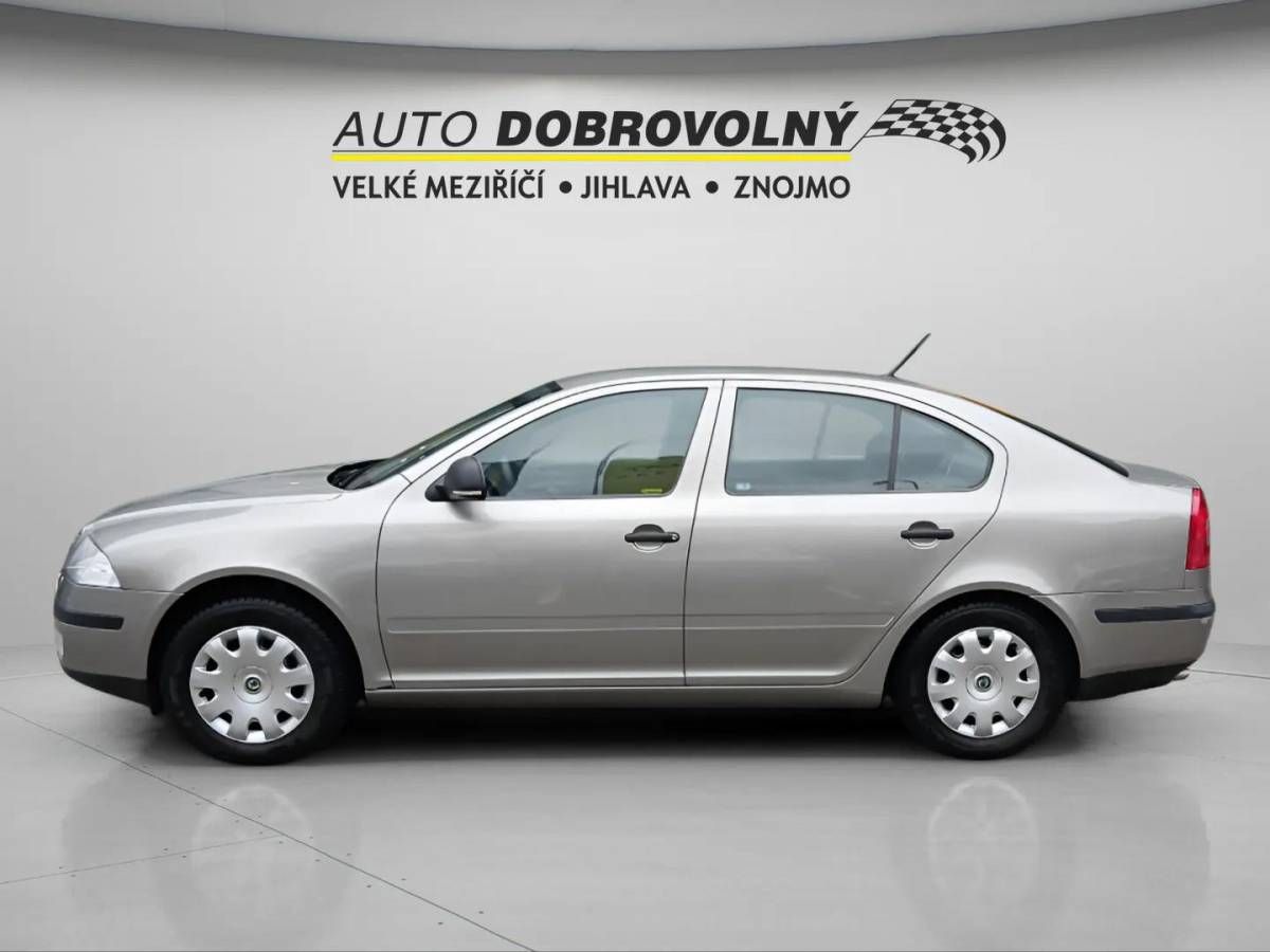 Škoda Octavia, Tour 1.6MPI MT5 - fotka 3
