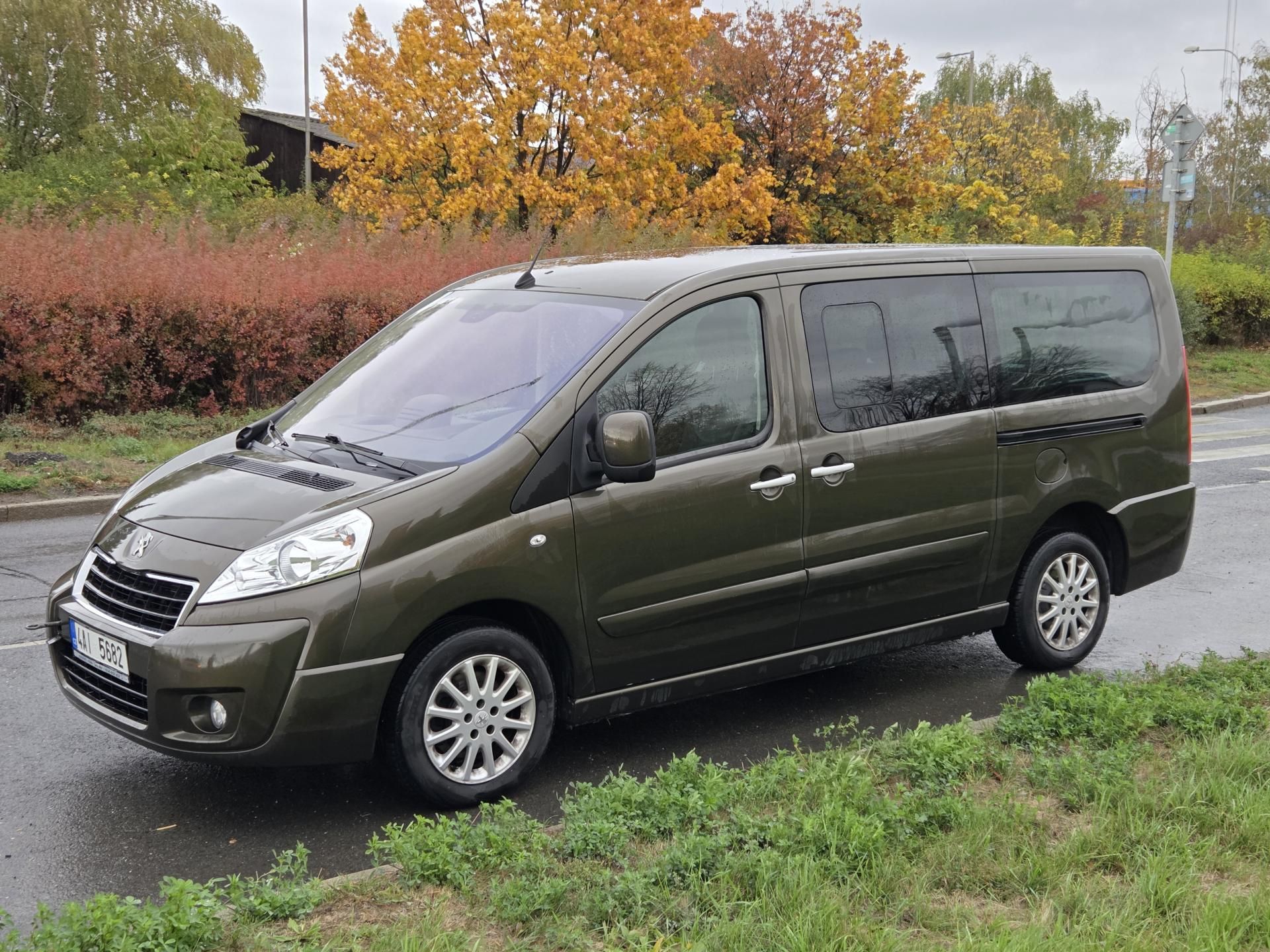 Peugeot Expert Tepee, 2.0 HDI 120Kw Motor 3válce - fotka 2