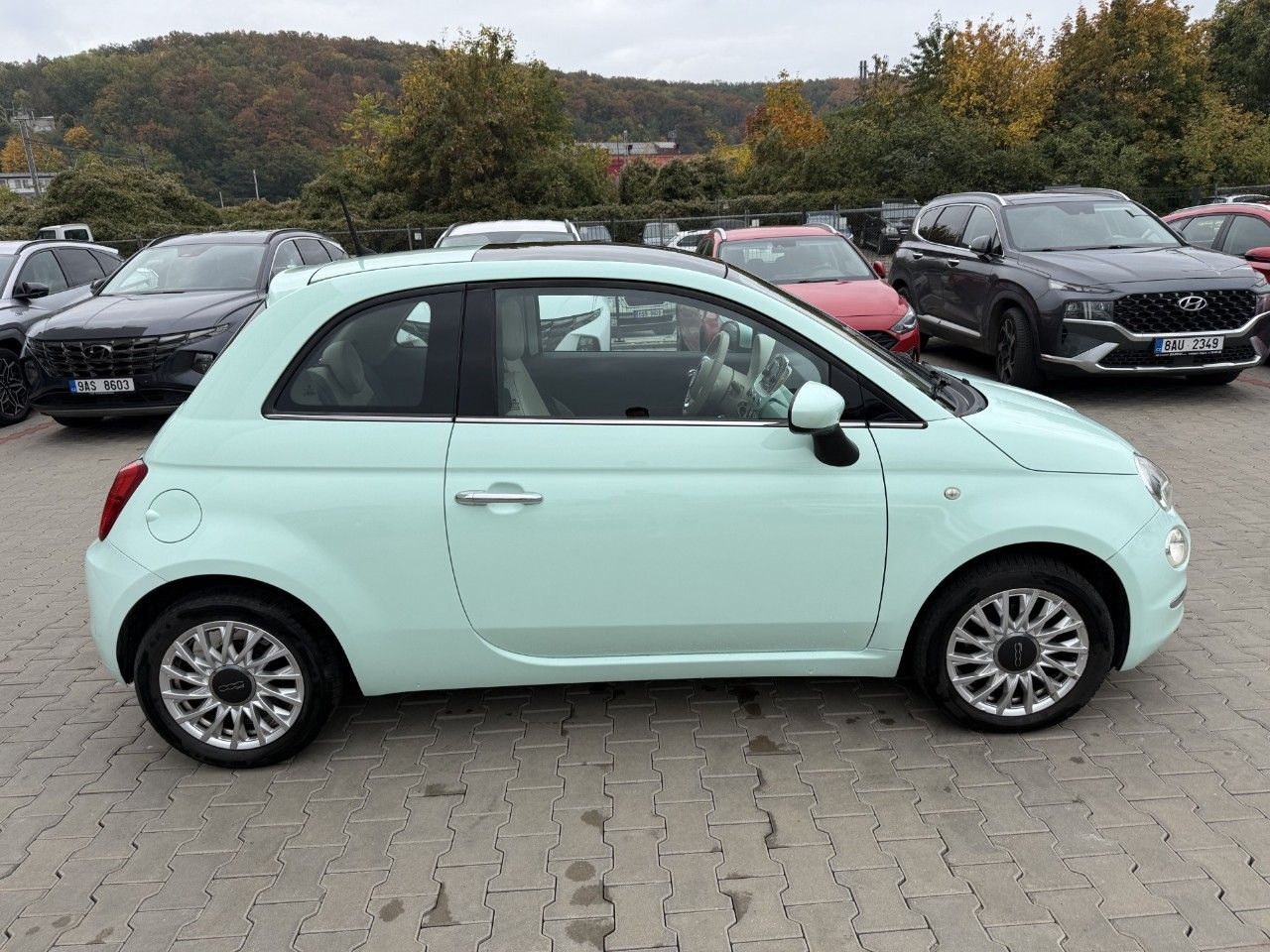Fiat 500, 1,2 69k Lounge - automat - fotka 2