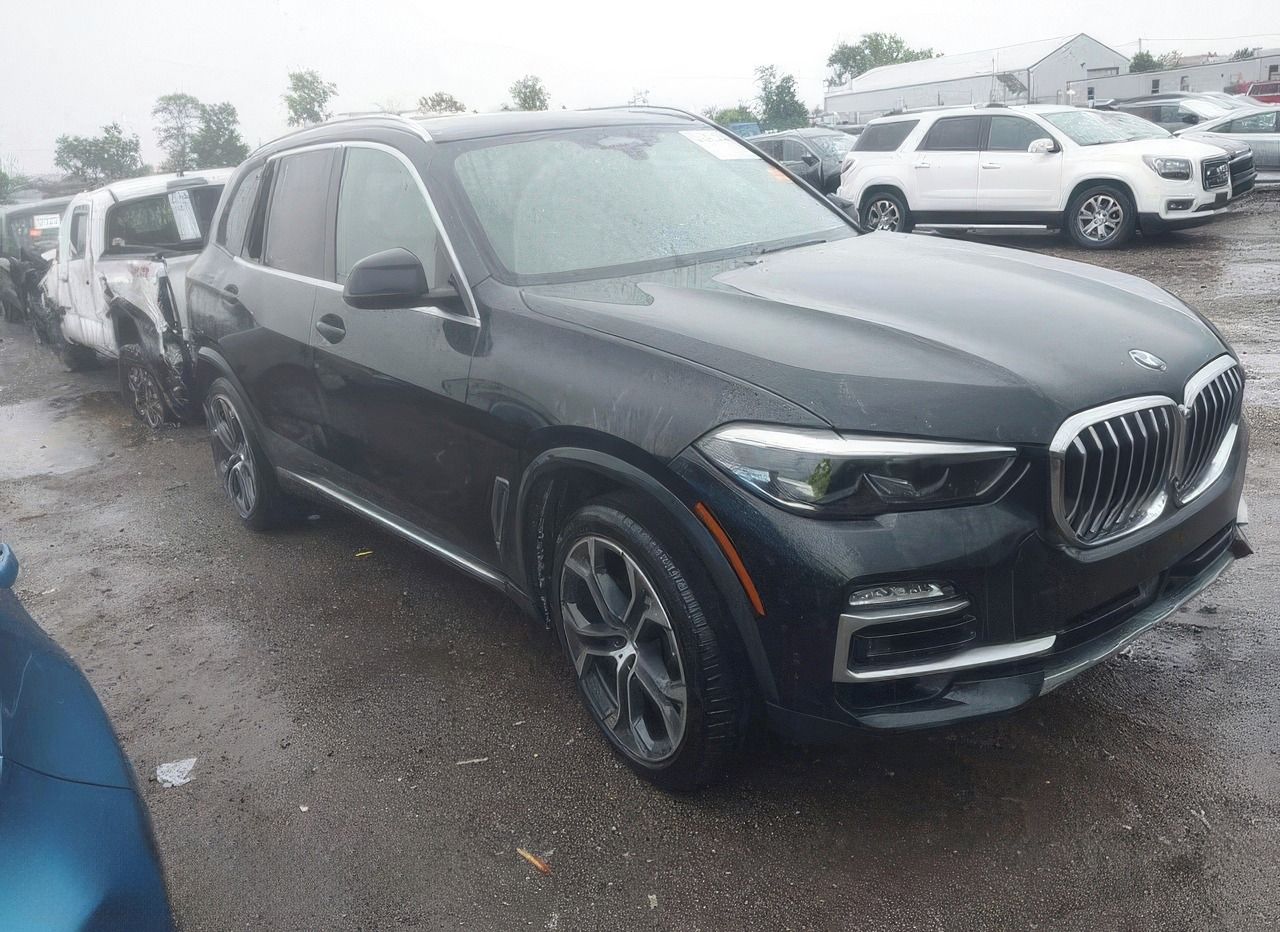 BMW X5, Auto na cestě - fotka 2