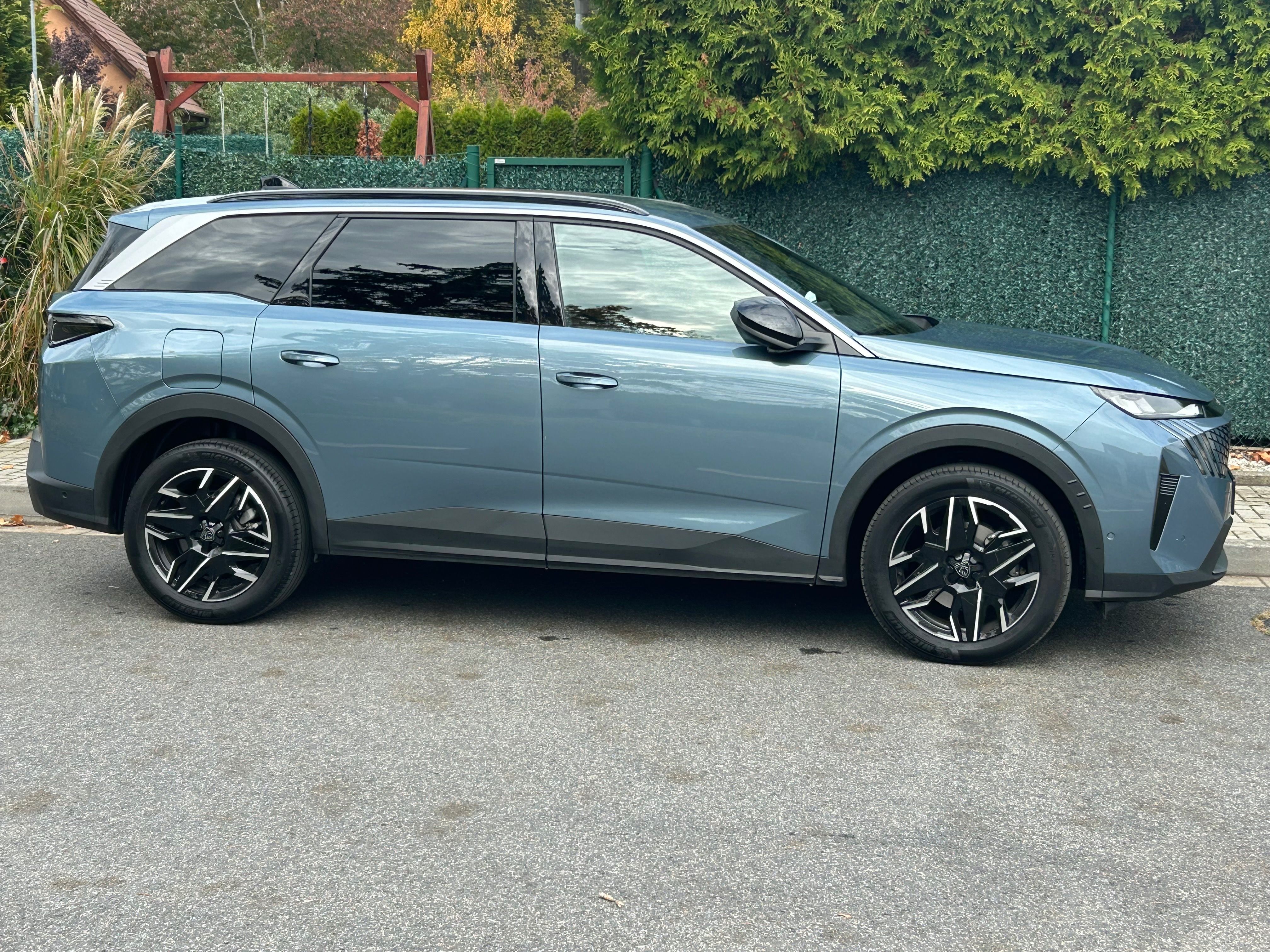 Peugeot 5008, 5008 ALLURE hybrid eDCS6 7míst - fotka 6