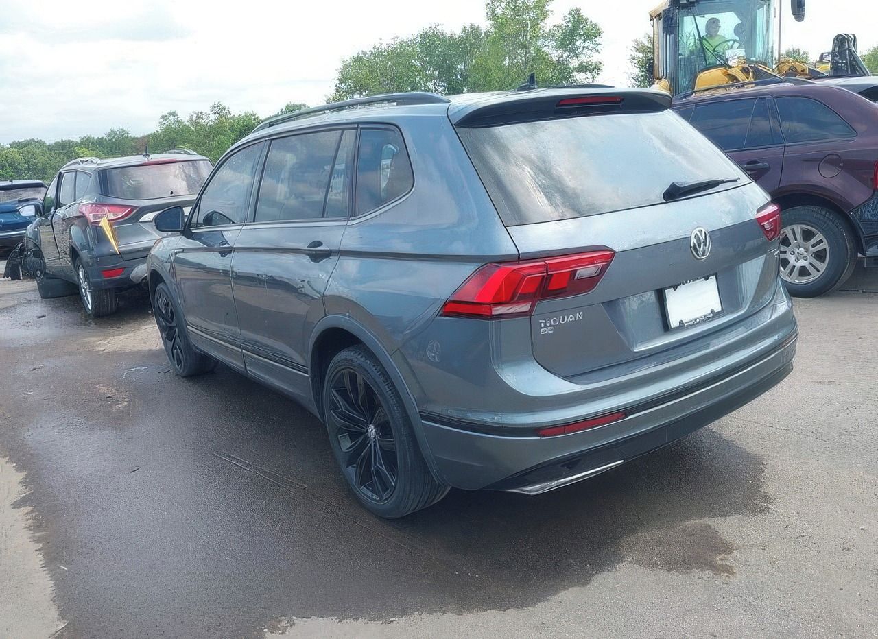 Volkswagen Tiguan, Auto na cestě - fotka 3
