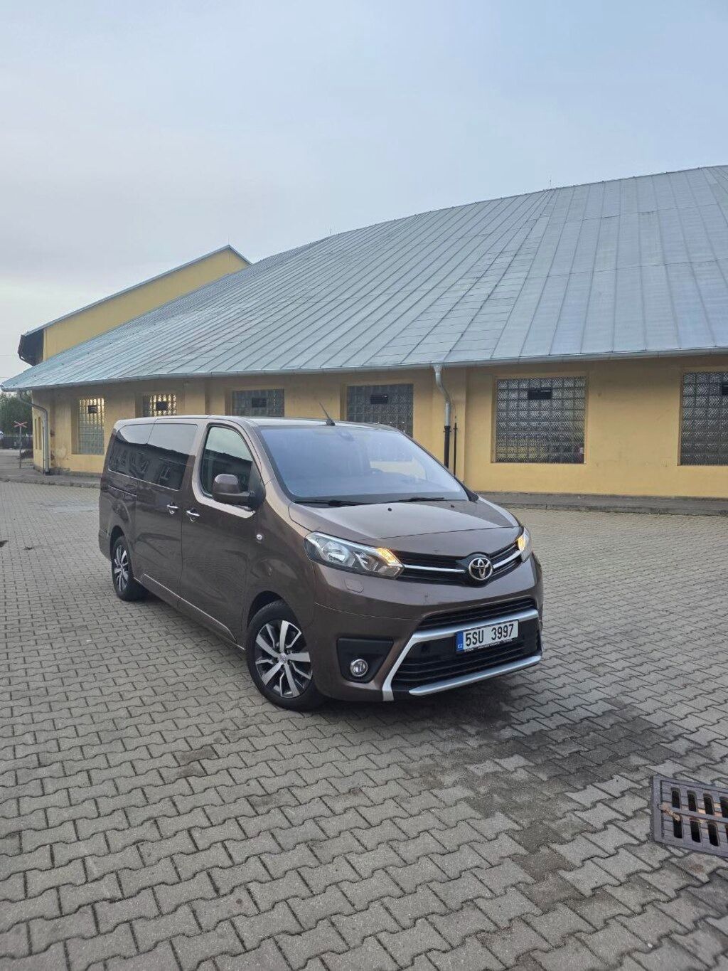 Toyota Proace, 2.0 D 130 kW , NOVY MOTOR