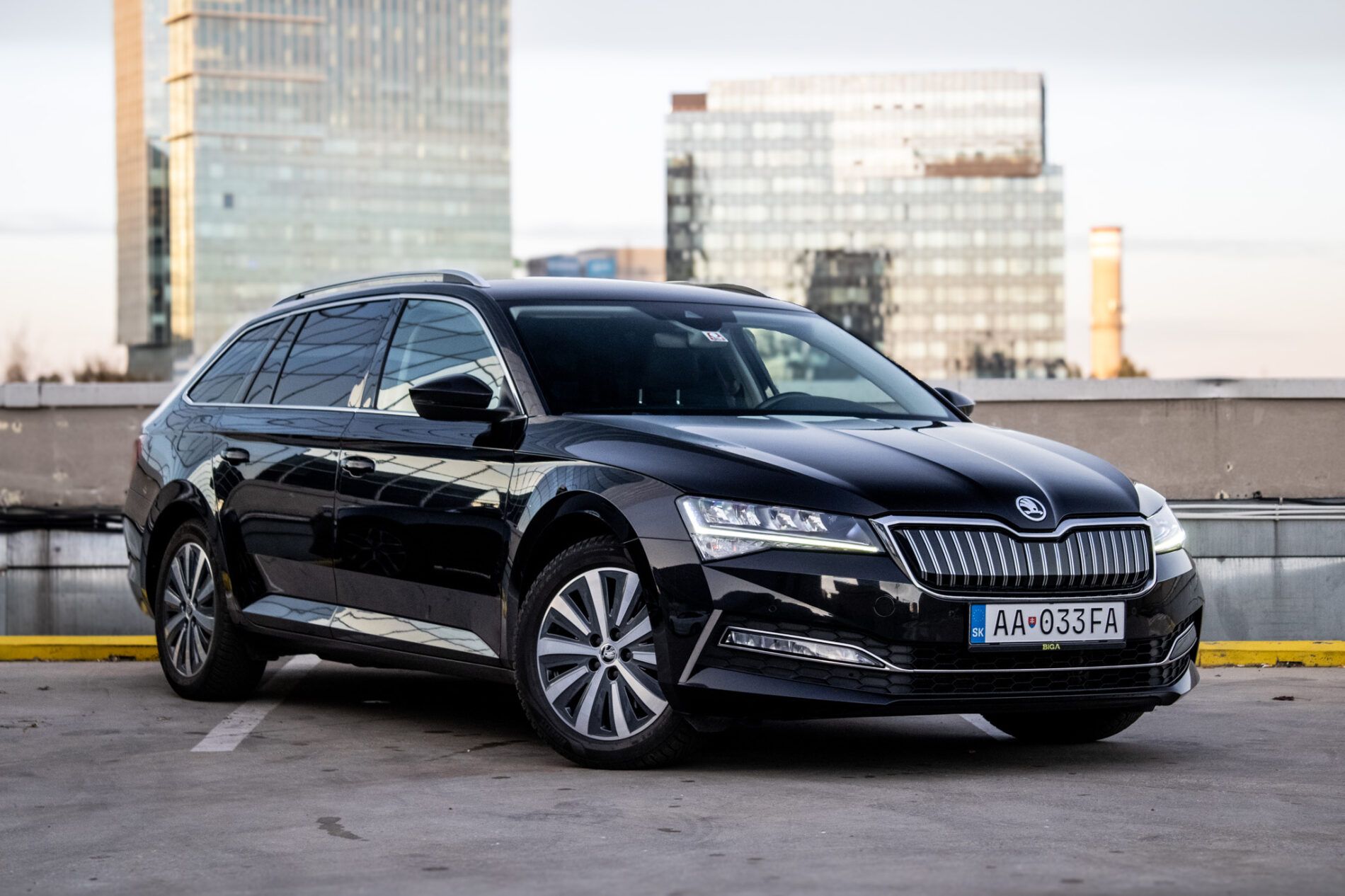 Škoda Superb - fotka 3