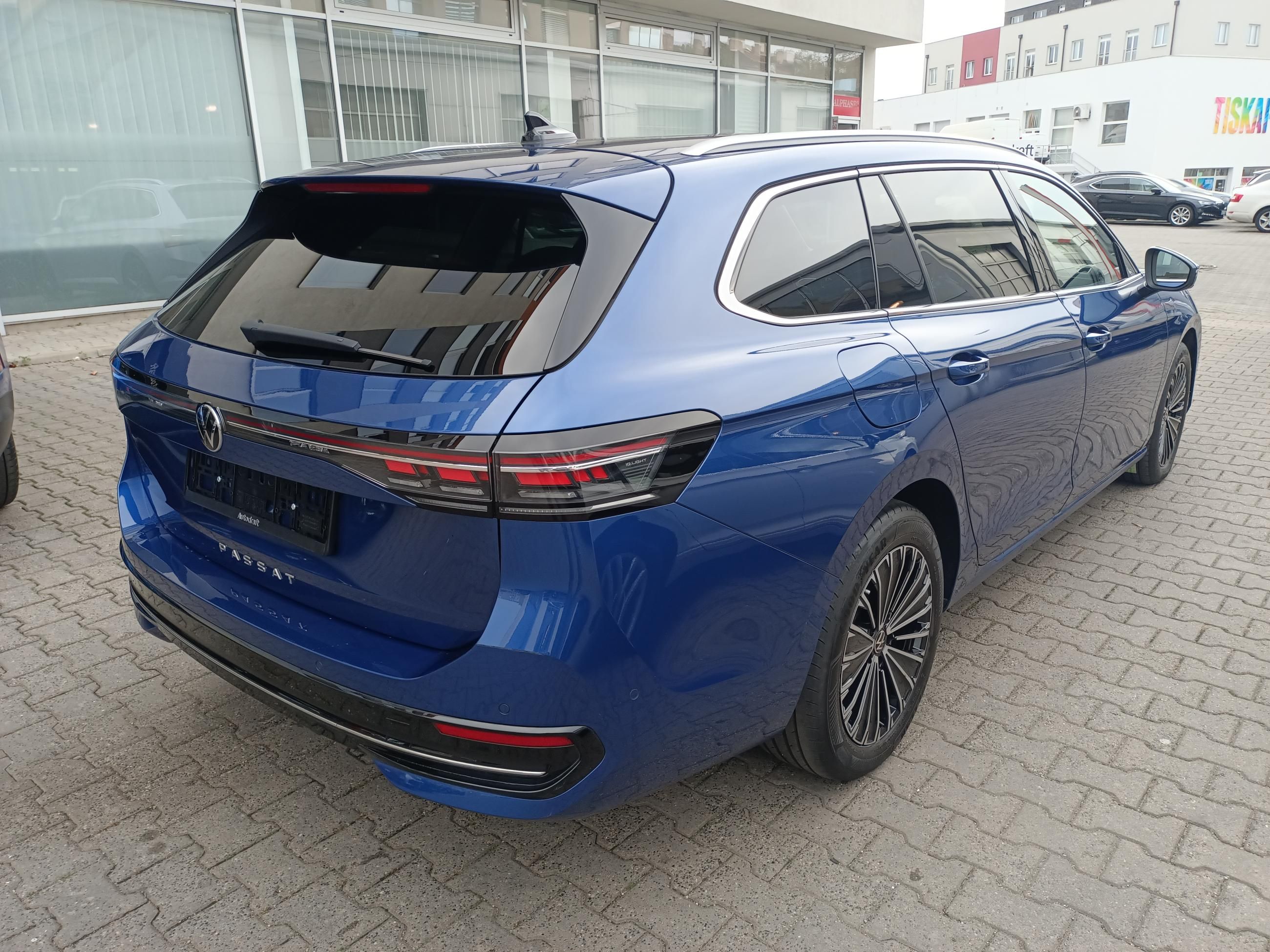 Volkswagen Passat Variant, TDI 110kW DSG Elegance Webasto - fotka 6