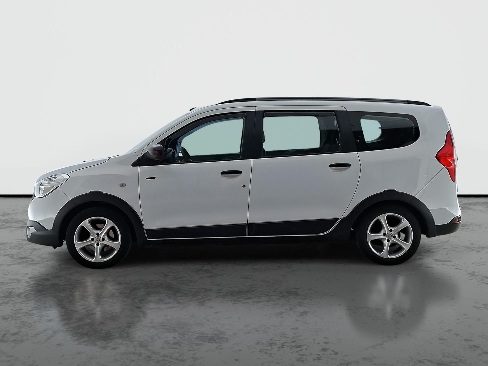 Dacia Lodgy, 1.5 Blue dCi, 7 míst - fotka 3