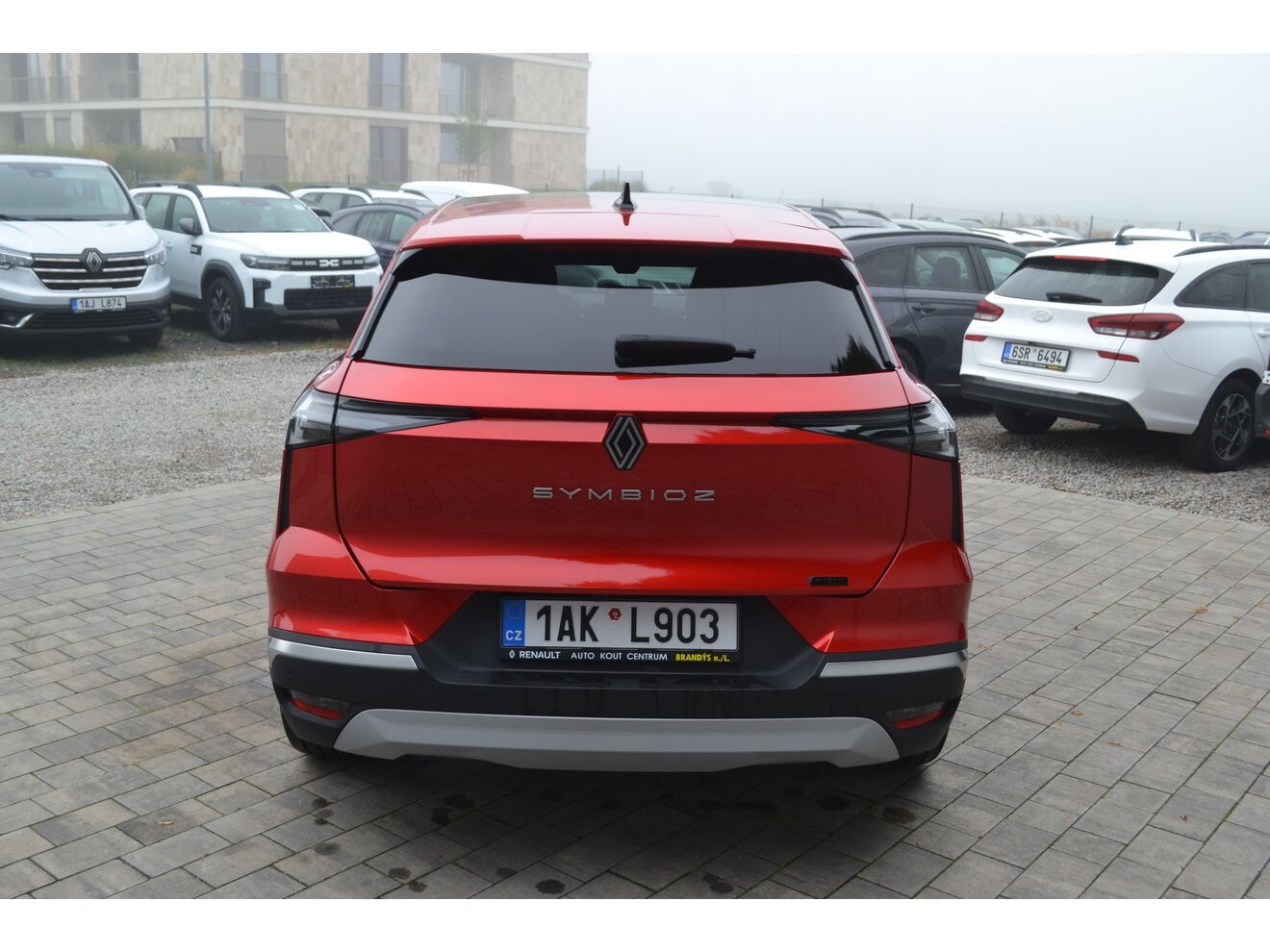Renault Symbioz, ICONIC 1.8 E-Tech FULL HYBRID - fotka 4