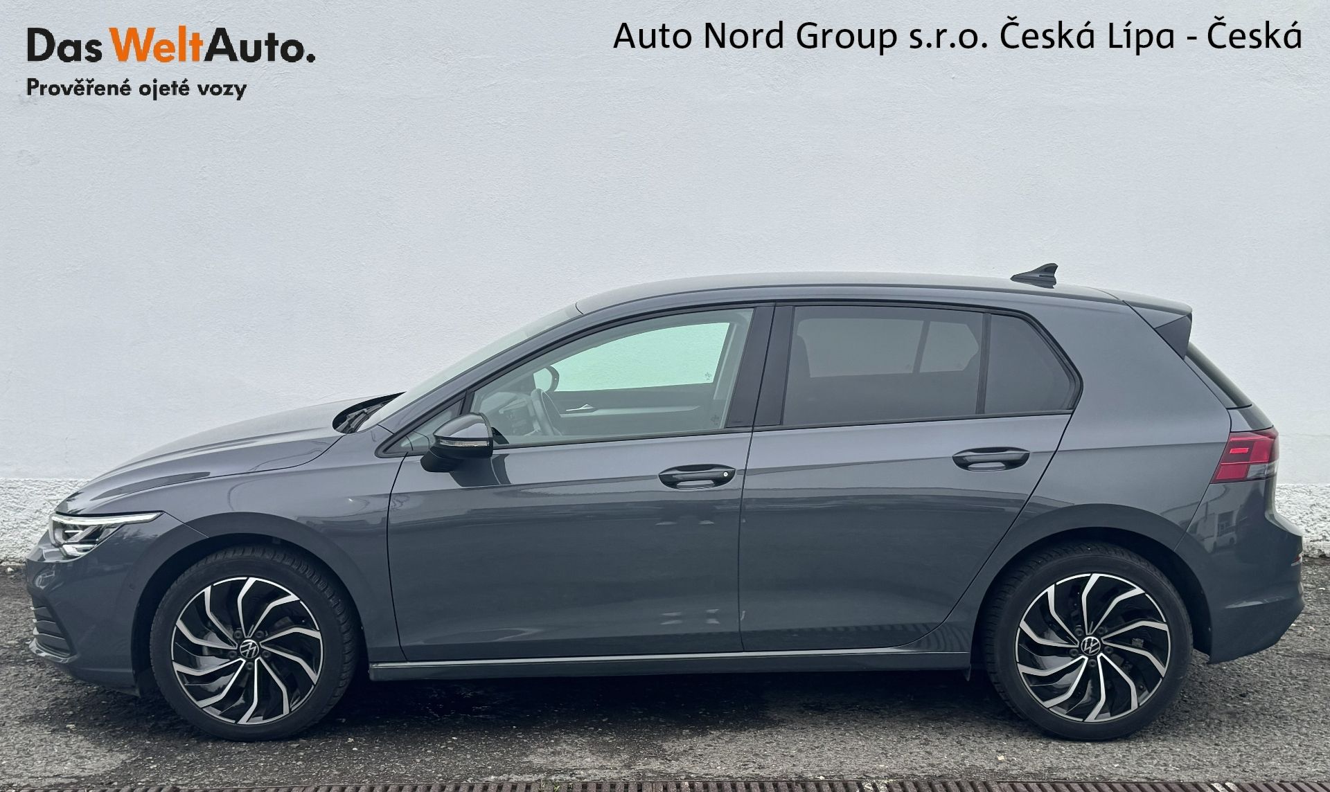 Volkswagen Golf, 1.0 TSI Life 81 kW - fotka 3