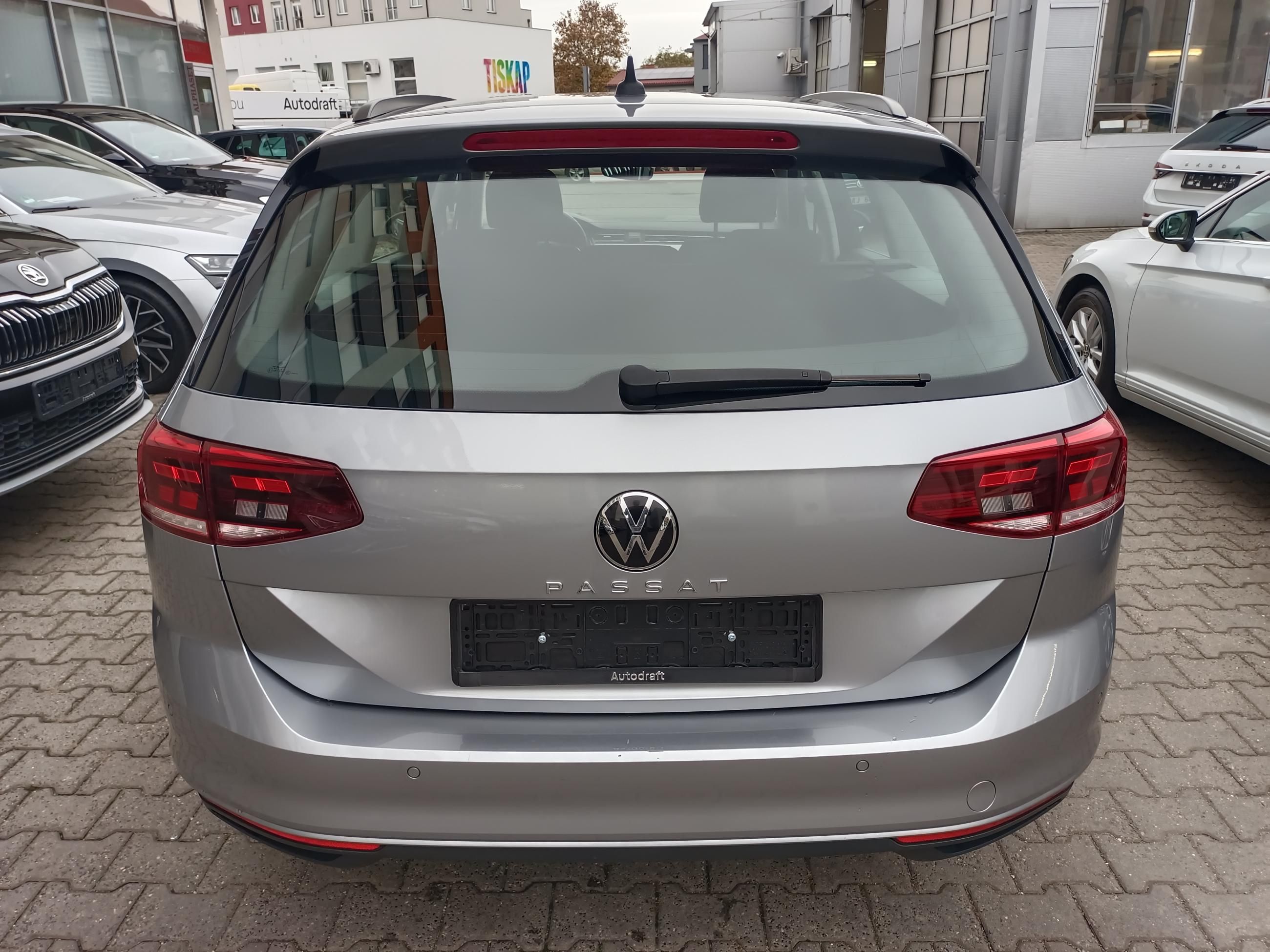 Volkswagen Passat Variant, 2.0 TDI 110kW Manuál / Tažné - fotka 5