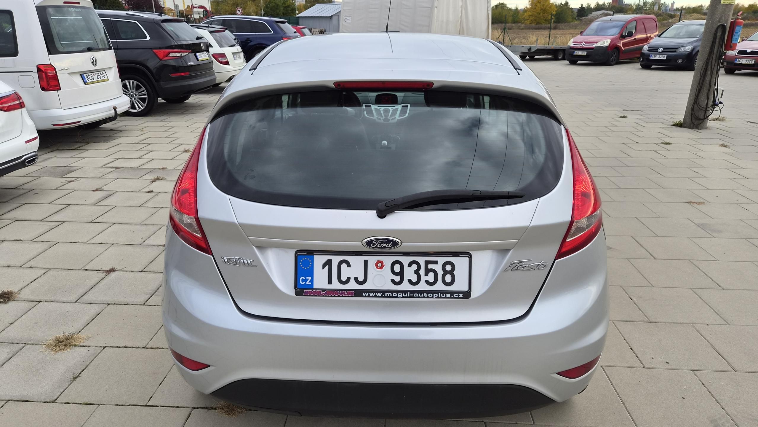 Ford Fiesta, 1.25i KLIMA po servisu - fotka 6