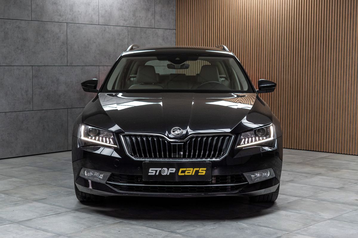Škoda Superb, 2.0 TSI 206kW L&K 4x4*TAŽNÉ*ČR - fotka 2