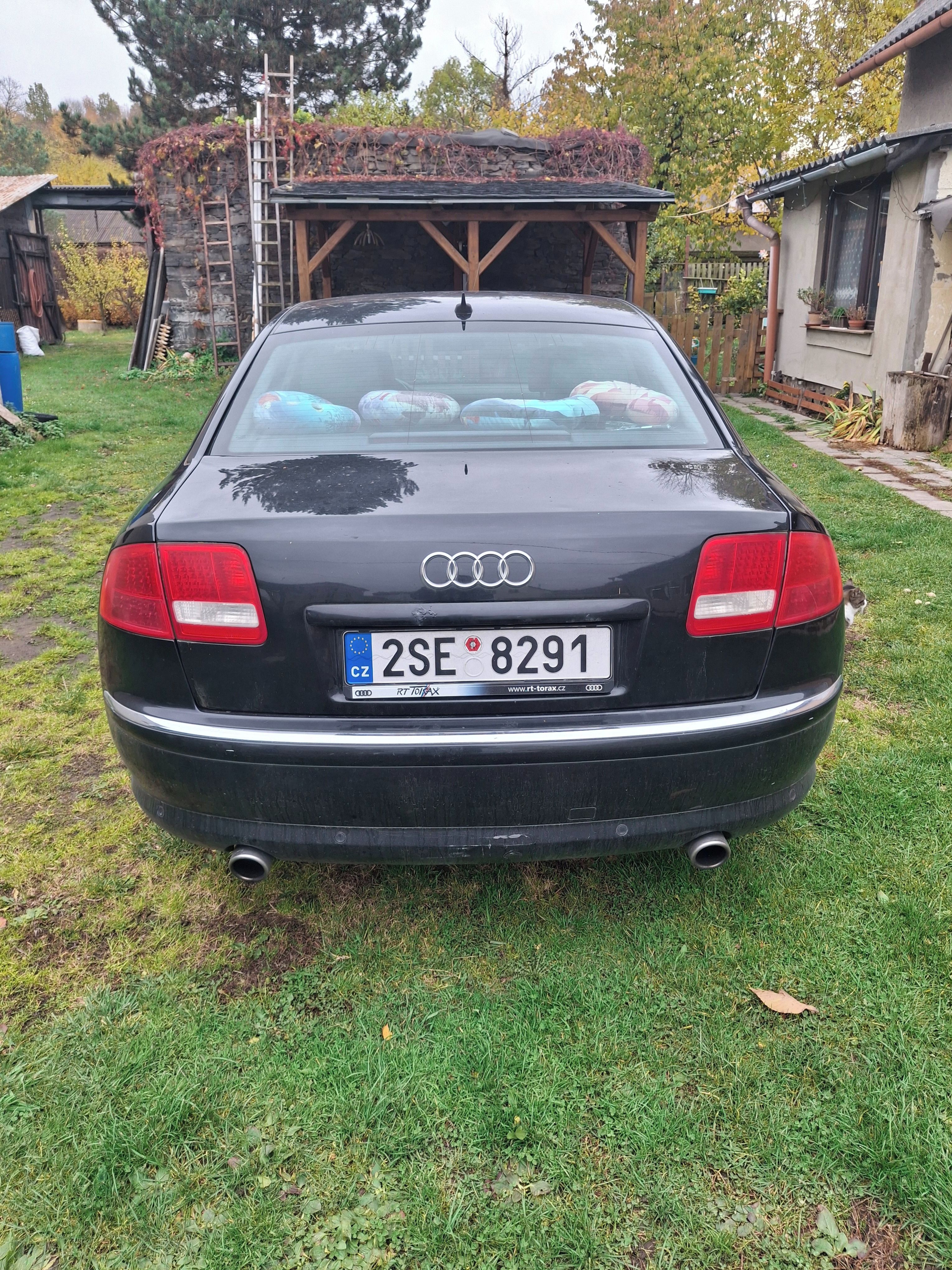 Audi A8, 3.7 benzín + plyn - fotka 4