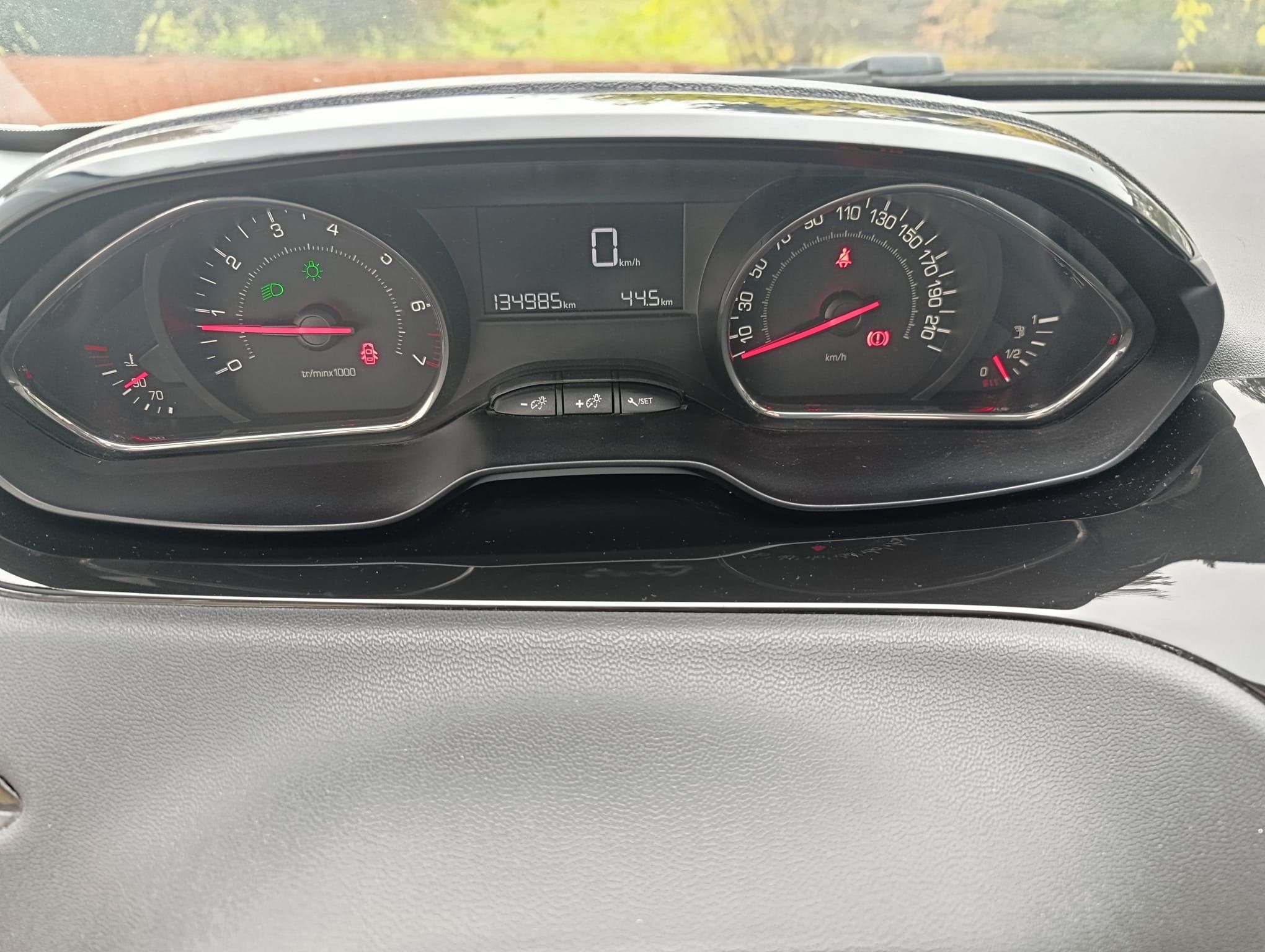 Peugeot 208, Peugeot 208 1,2i - fotka 5