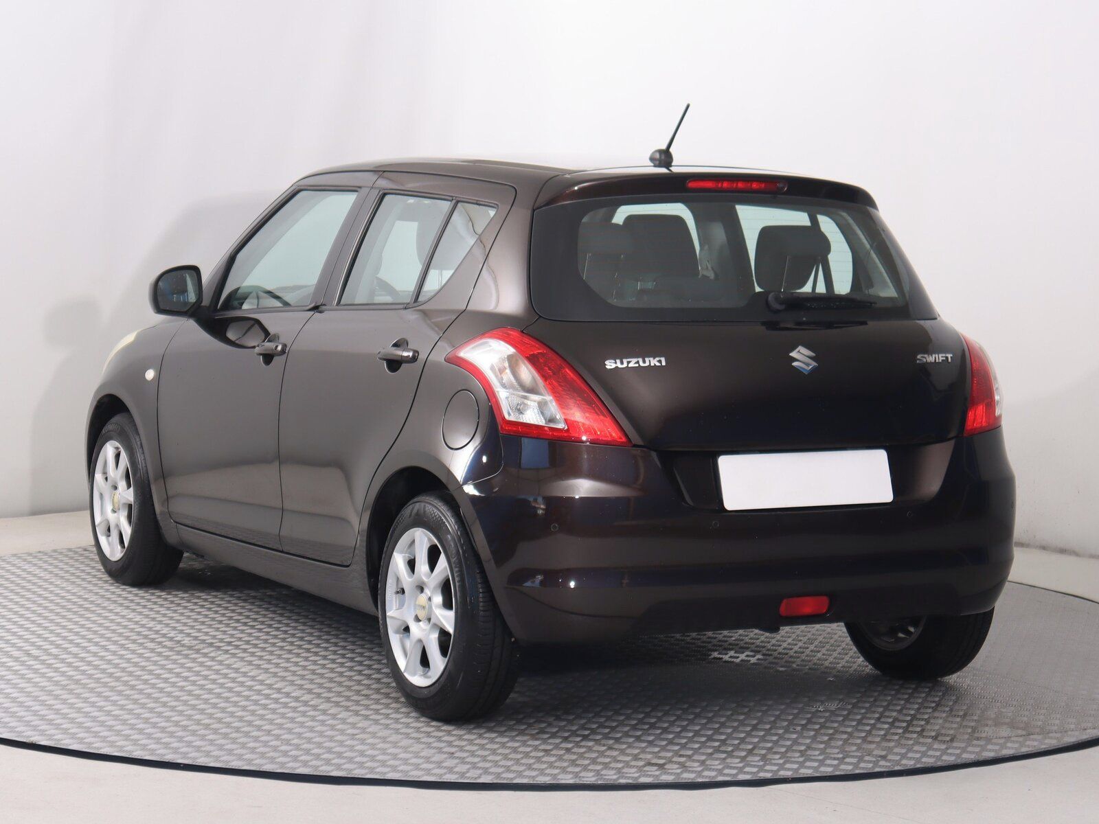 Suzuki Swift, 1.2, Serv.kniha - fotka 4