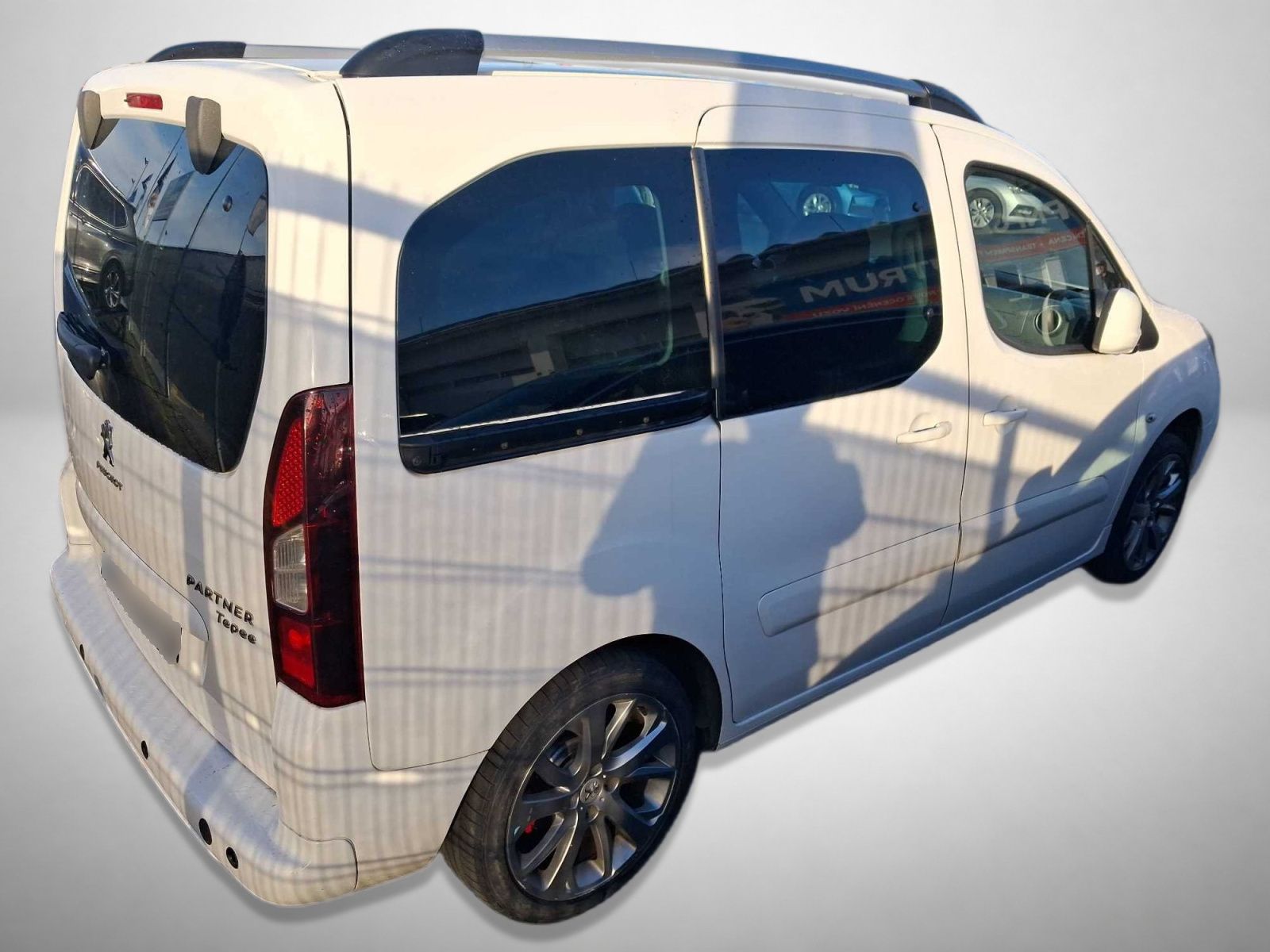 Peugeot Partner, 1.6 BlueHDi, 5Míst, Klima, ČR - fotka 2