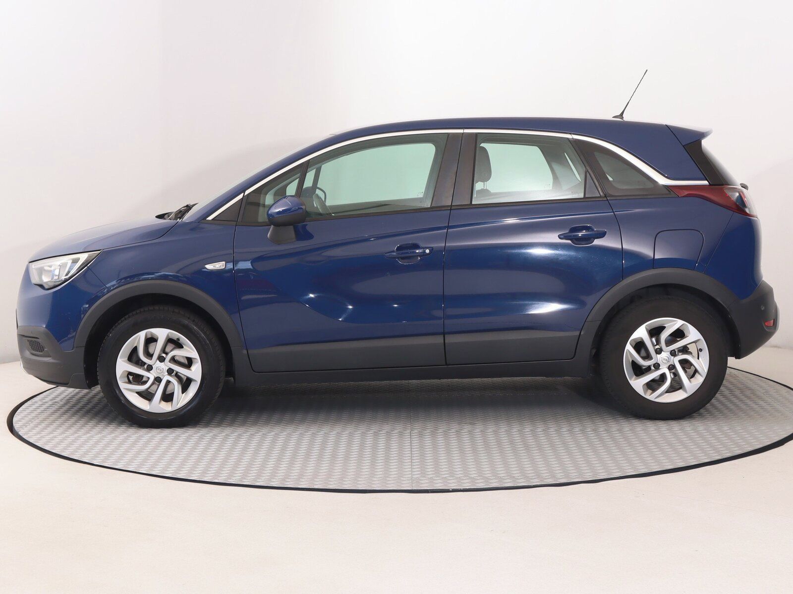 Opel Crossland, 1.2 Turbo, Automat, Serv.kniha - fotka 3