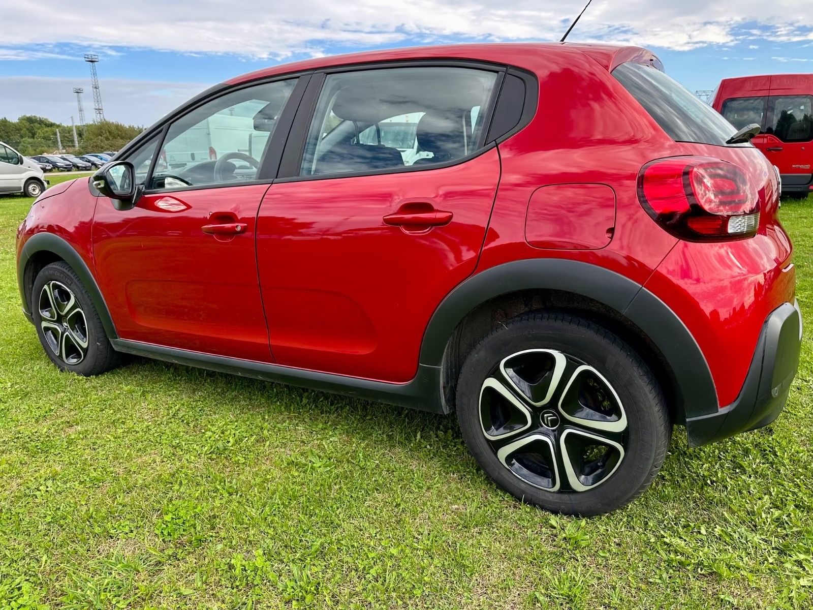 Citroën C3, 1.2i-NAV.KLIMATR.VYHŘ.SED.LED. - fotka 4