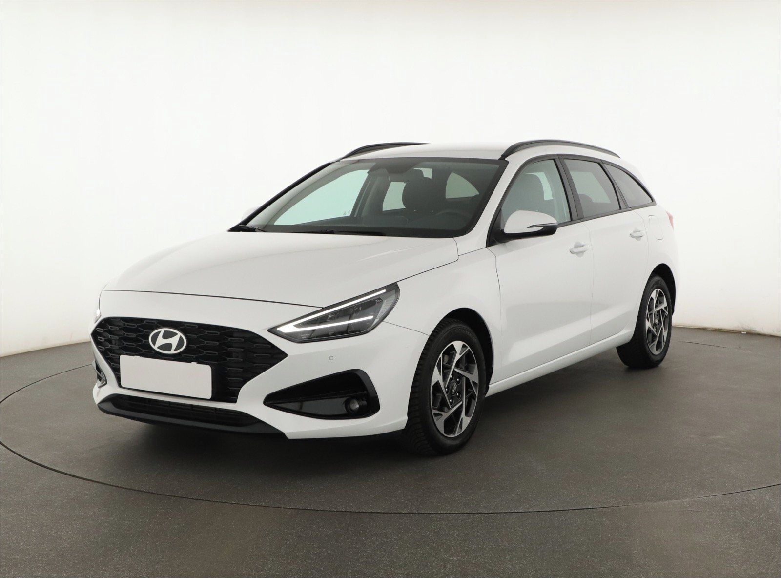 Hyundai i30, 1.5 T-GDI MHEV 48V - fotka 2