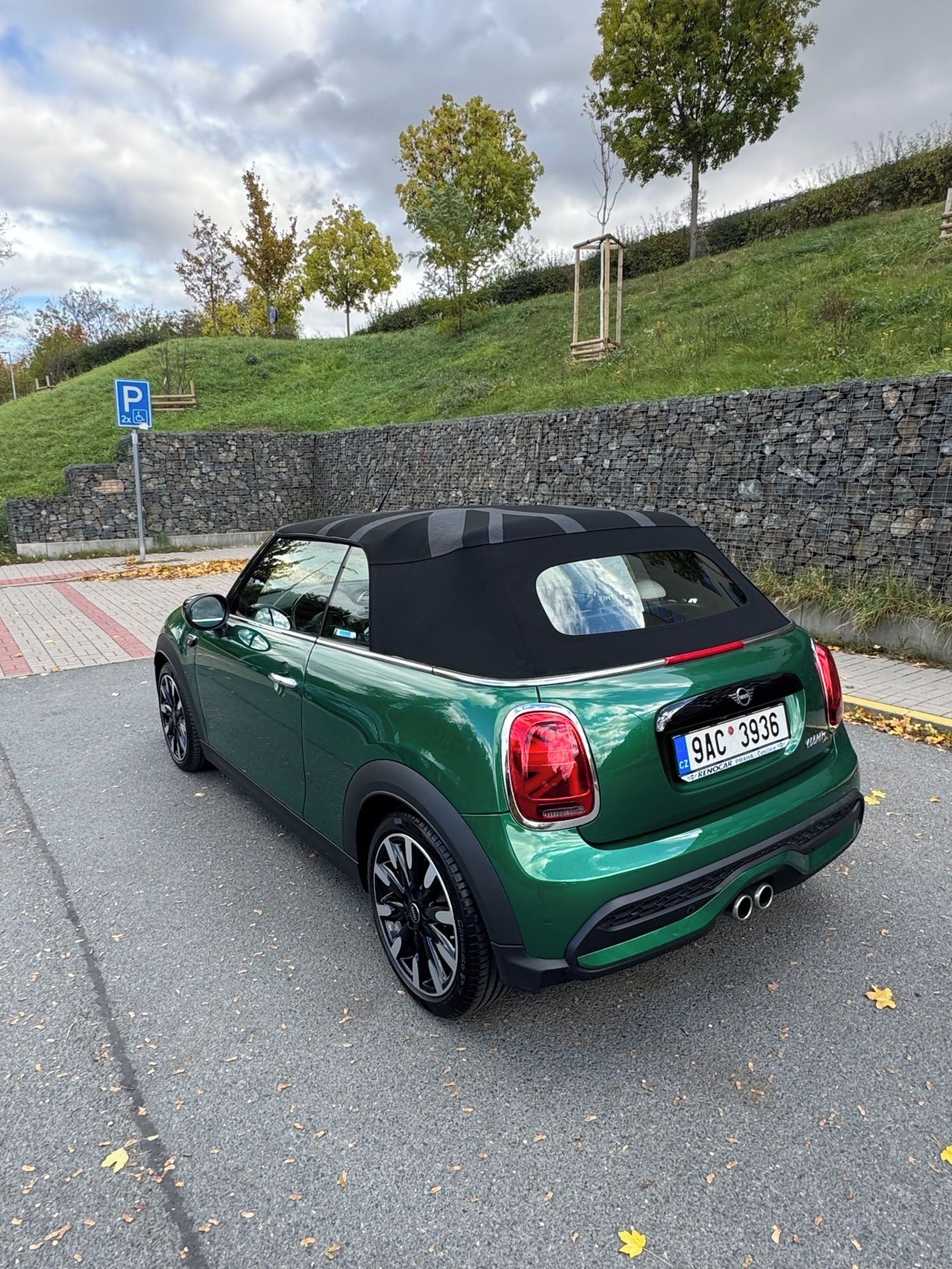 Mini Cooper S, Mini Cooper Cabrio S - fotka 3