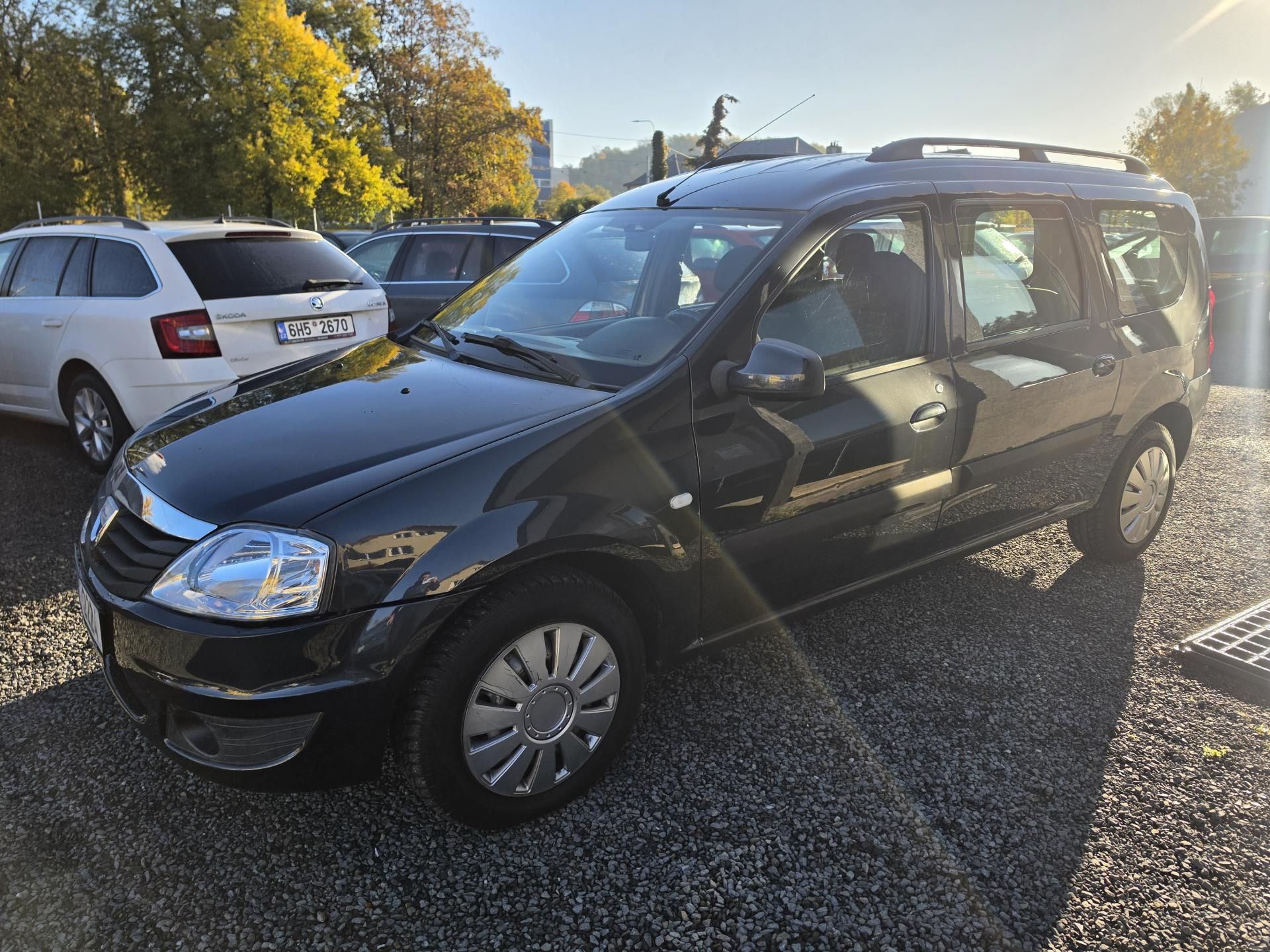 Dacia Logan, 1.6 i 62kw Klimatizace - fotka 2